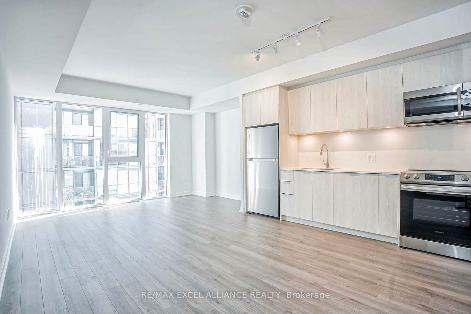 357 King St W, unit 3009 for sale