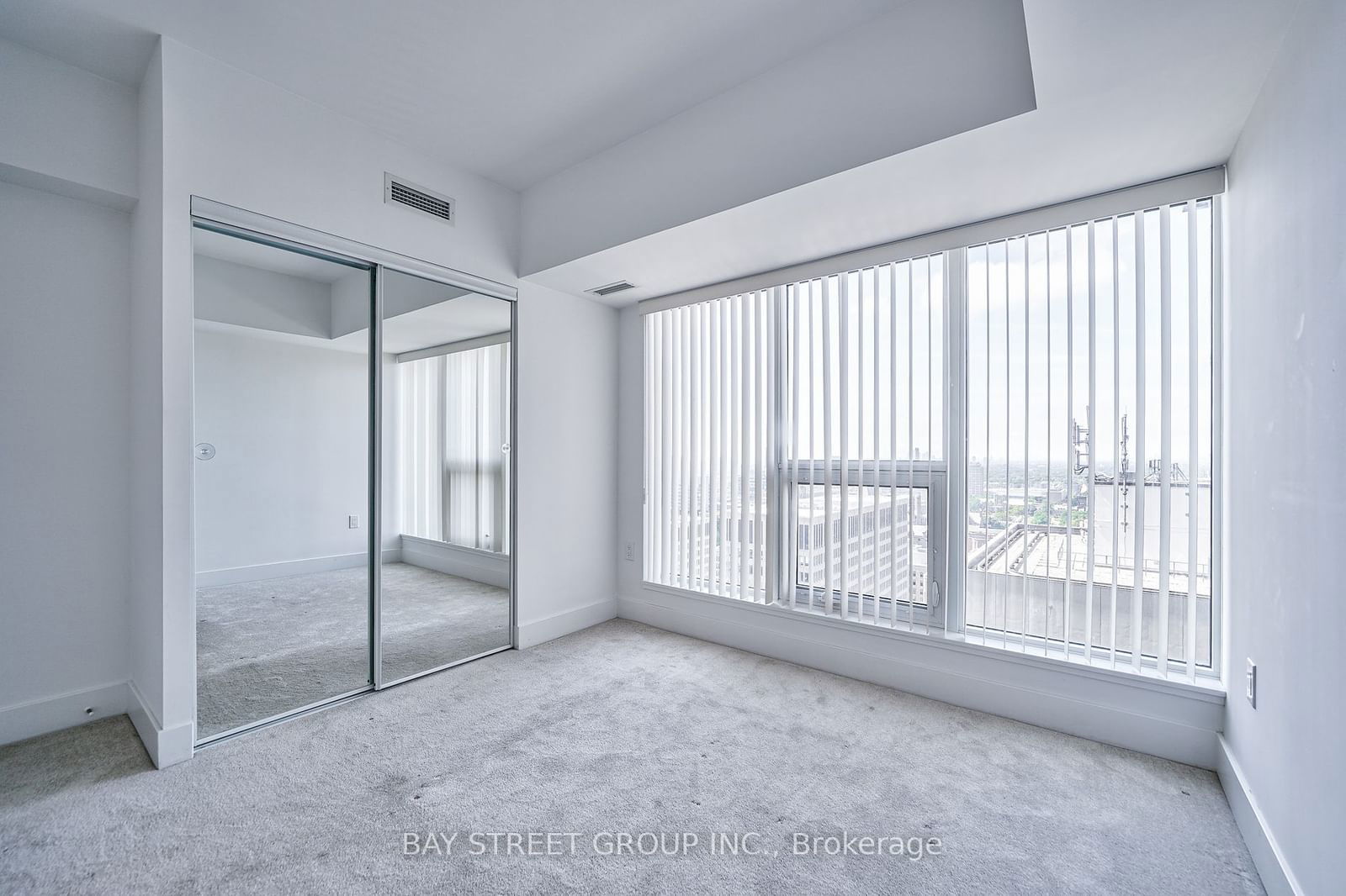 955 Bay St, unit 2507 for sale - image #10