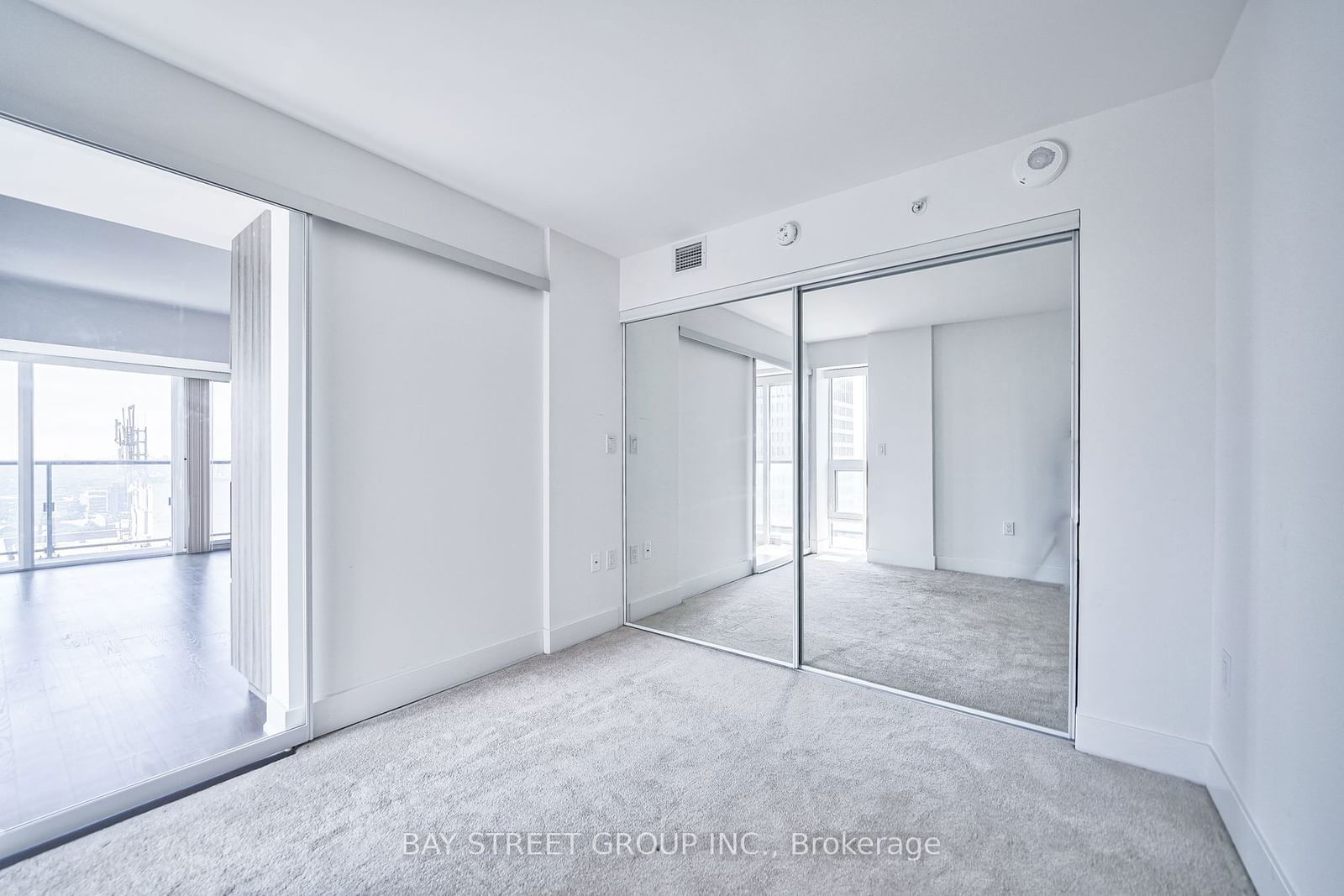 955 Bay St, unit 2507 for sale - image #8