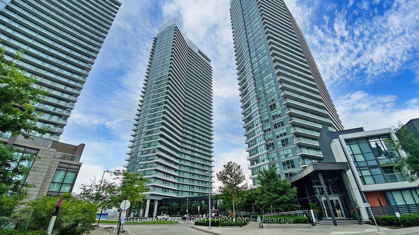 117 Mcmahon Dr, unit 1907 for rent - image #1