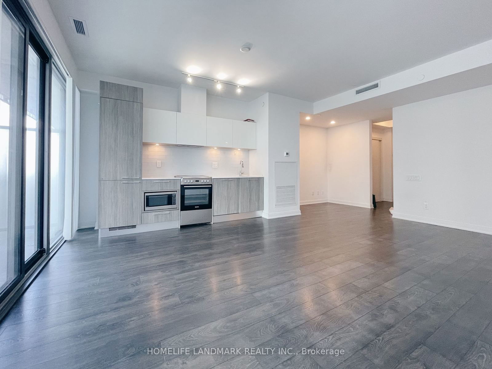 50 Charles St E, unit 4107 for rent - image #1