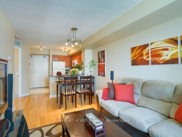 30 Harrison Garden Blvd, unit 1008 for rent