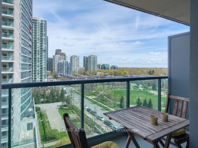 30 Harrison Garden Blvd, unit 1008 for rent