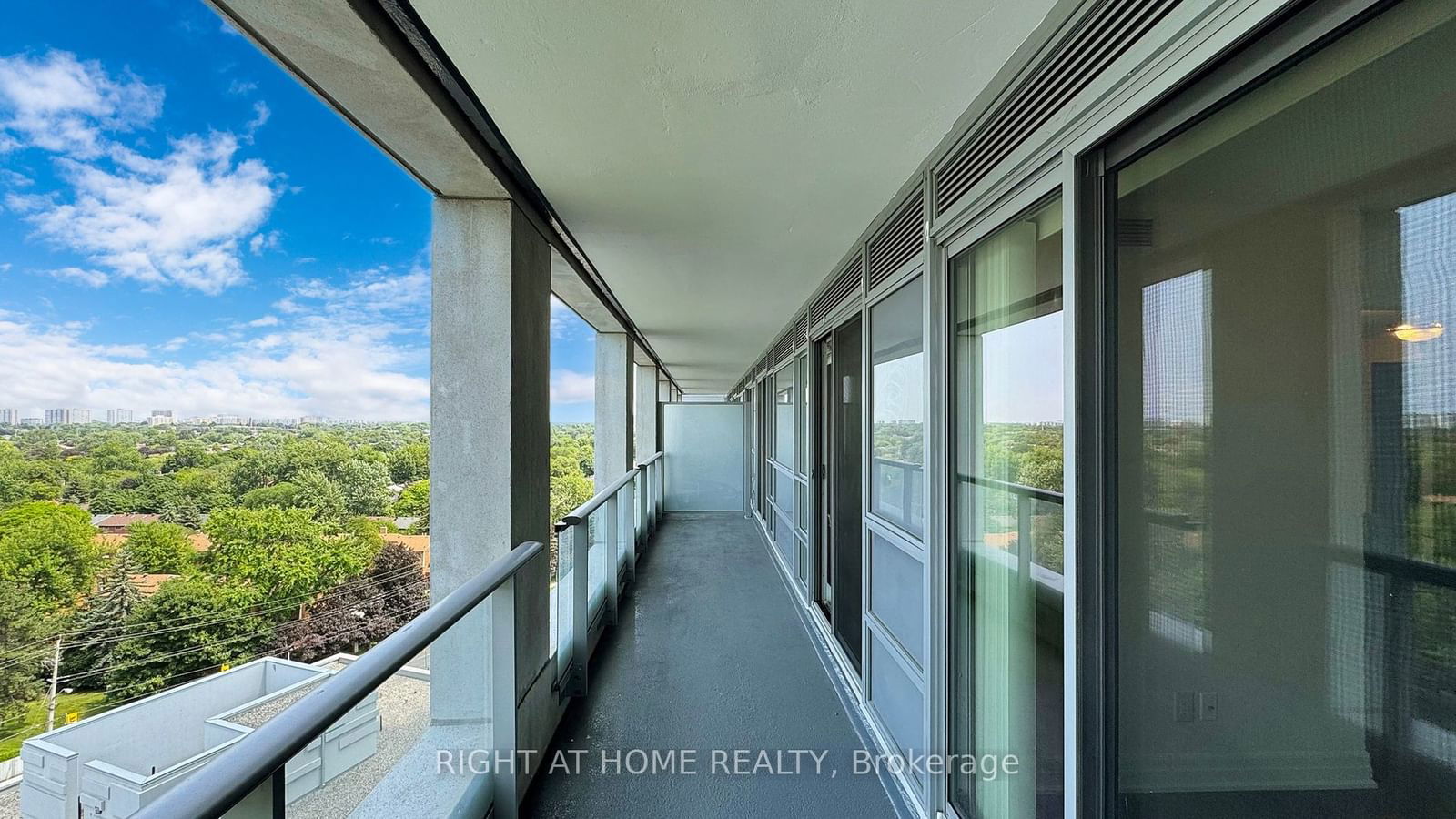 30 Herons Hill Way, unit 1002 for rent - image #19