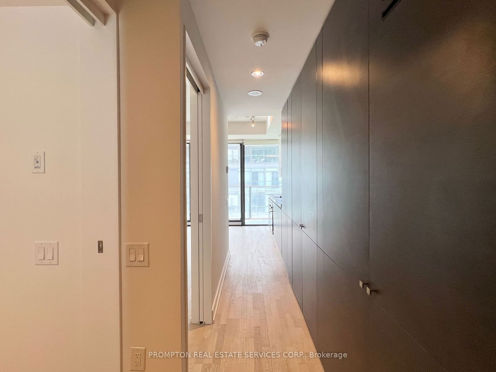 38 Stewart St, unit 501 for rent - image #2