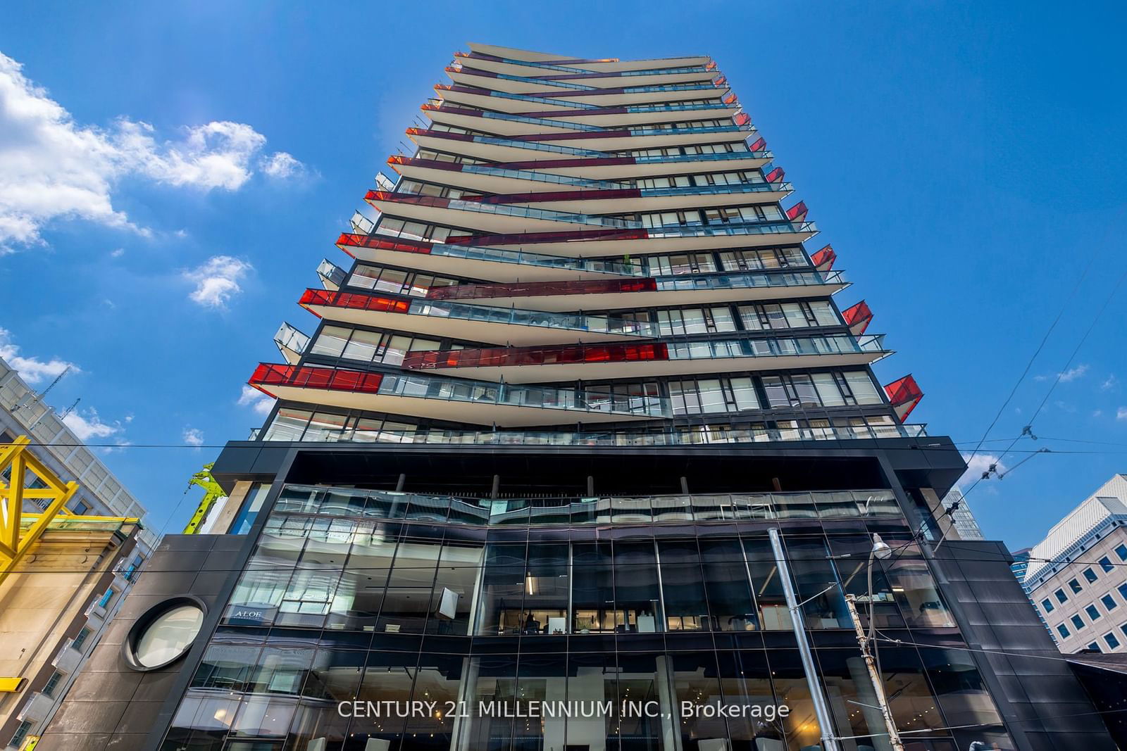 215 Queen St W, unit 710 for sale - image #1