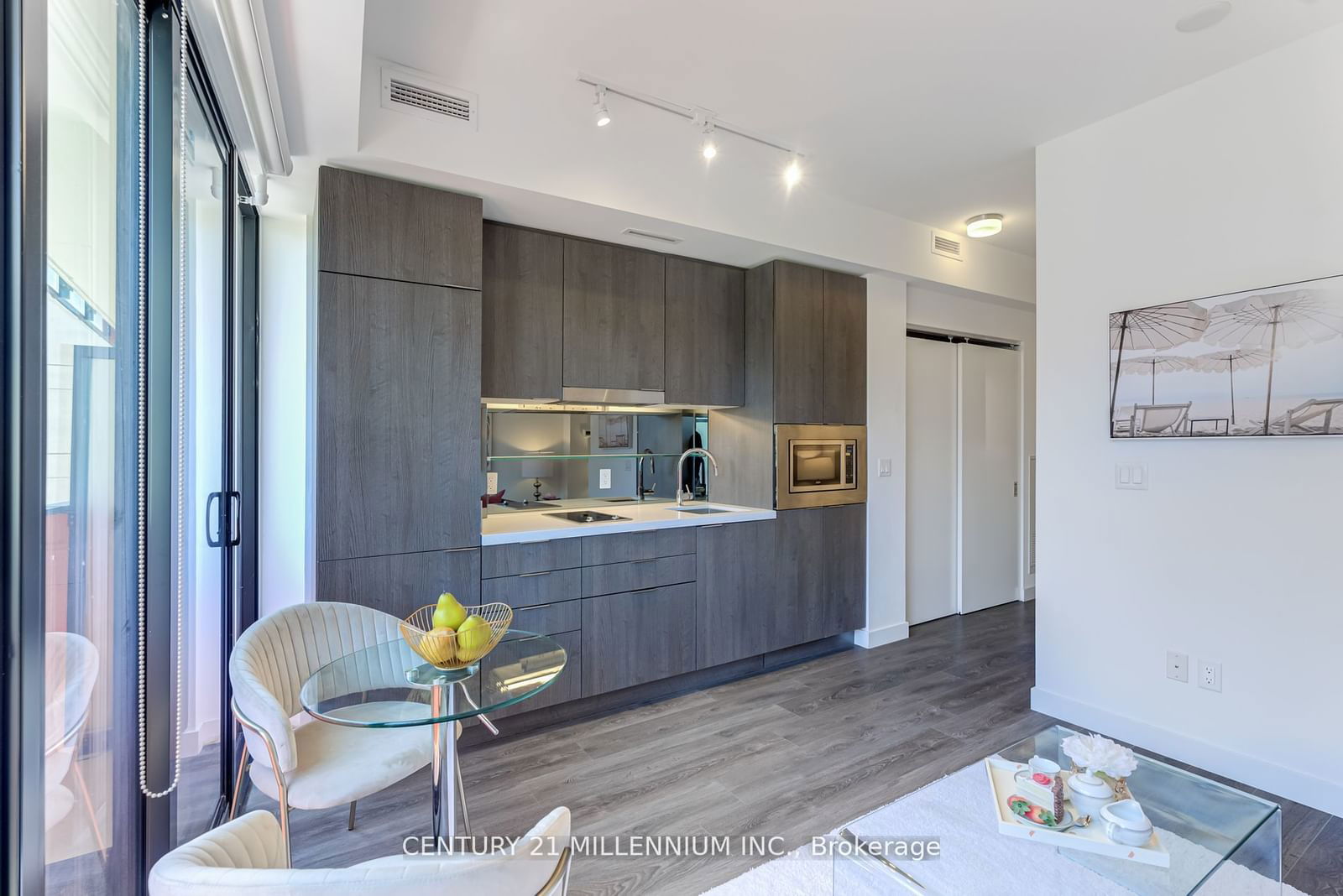 215 Queen St W, unit 710 for sale - image #12