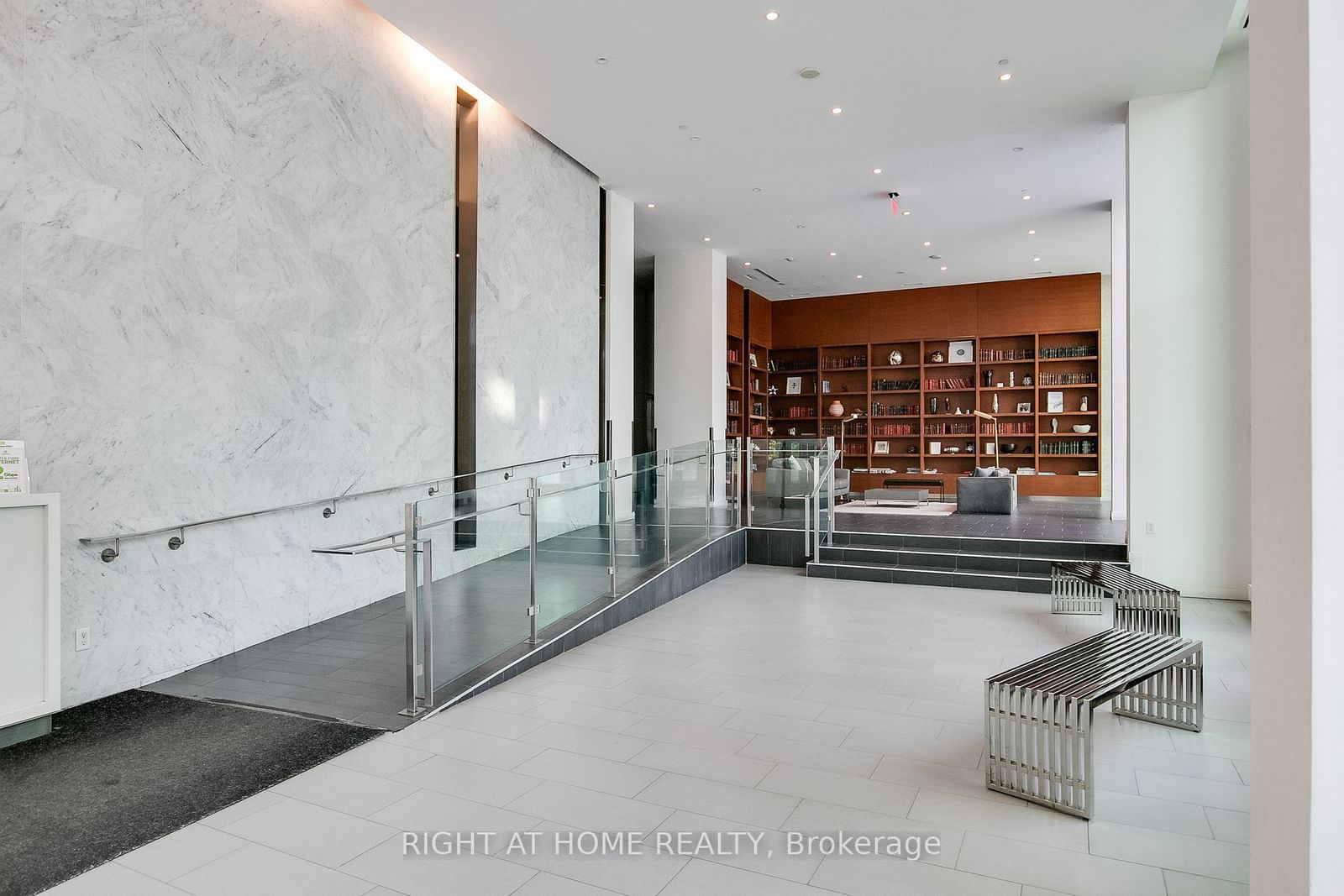 170 Fort York Blvd, unit 405 for sale