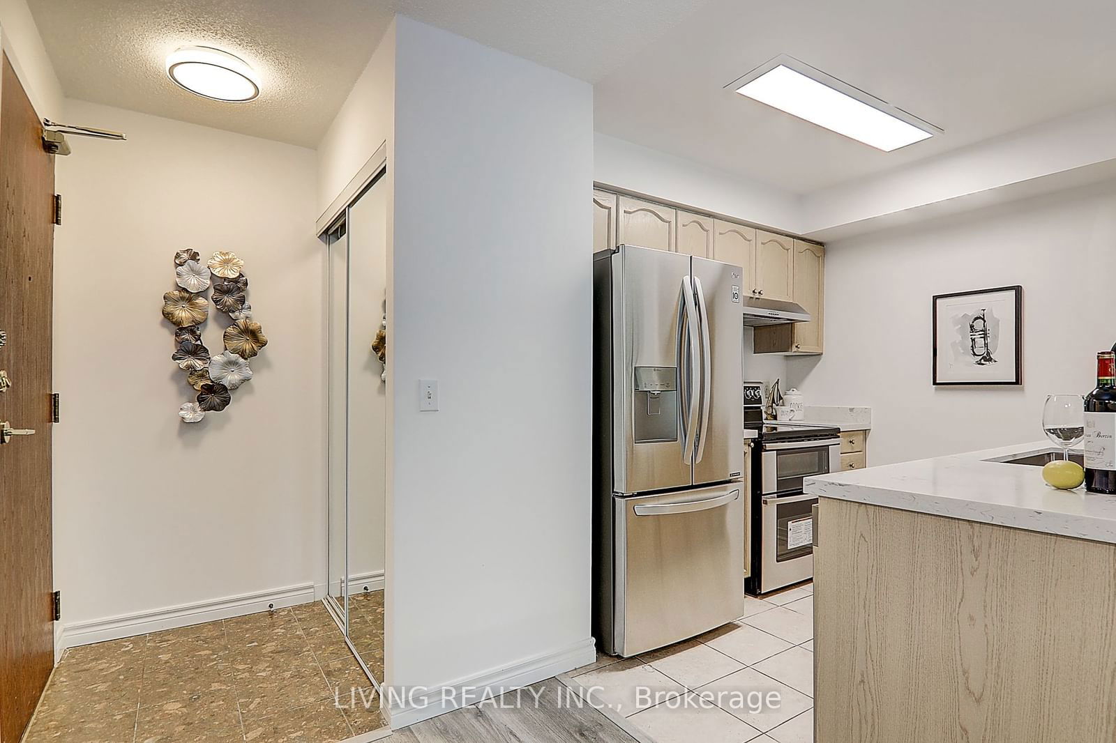 26 Olive Ave, unit 1606 for sale - image #5