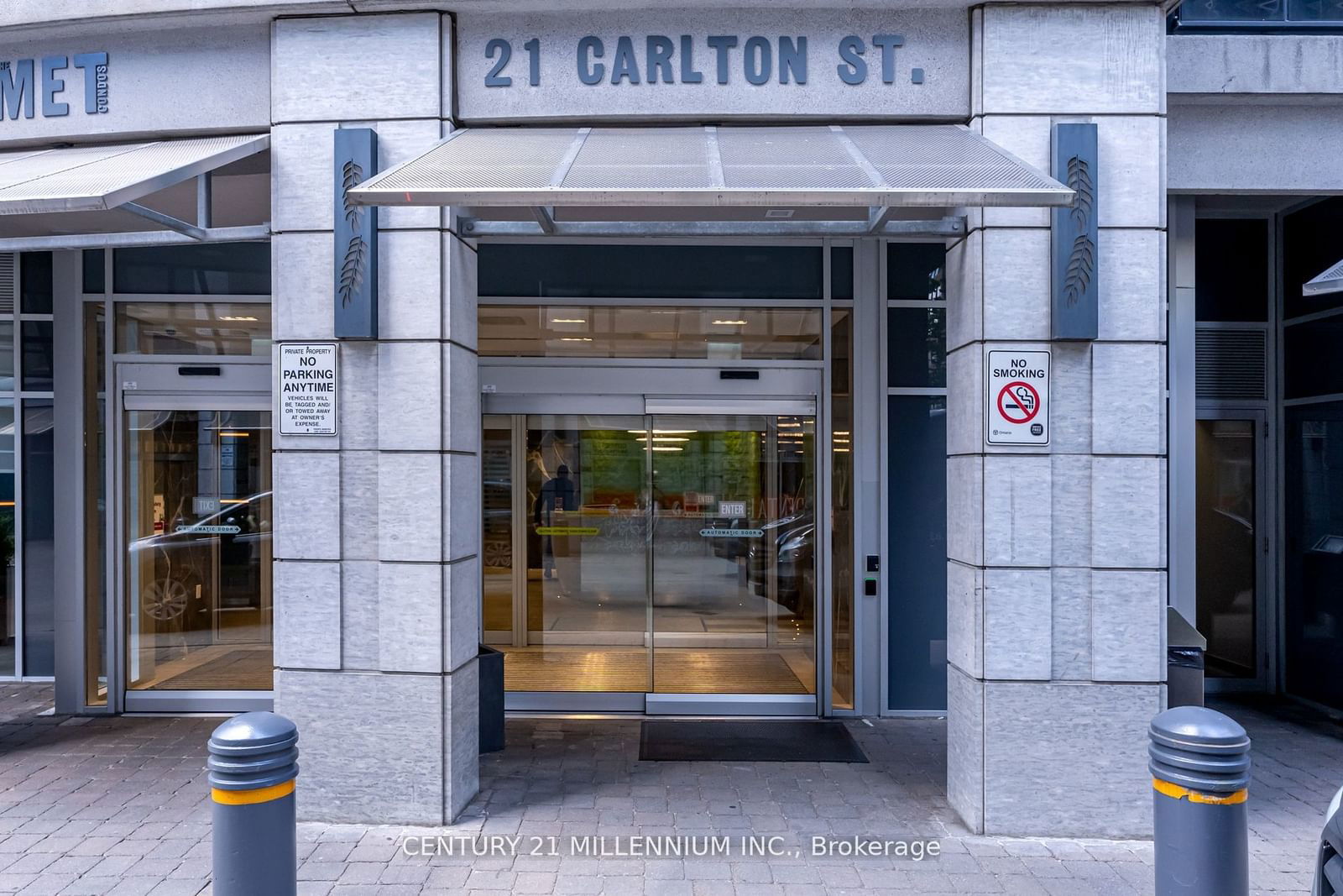 21 Carlton St, unit 1008 for sale - image #1