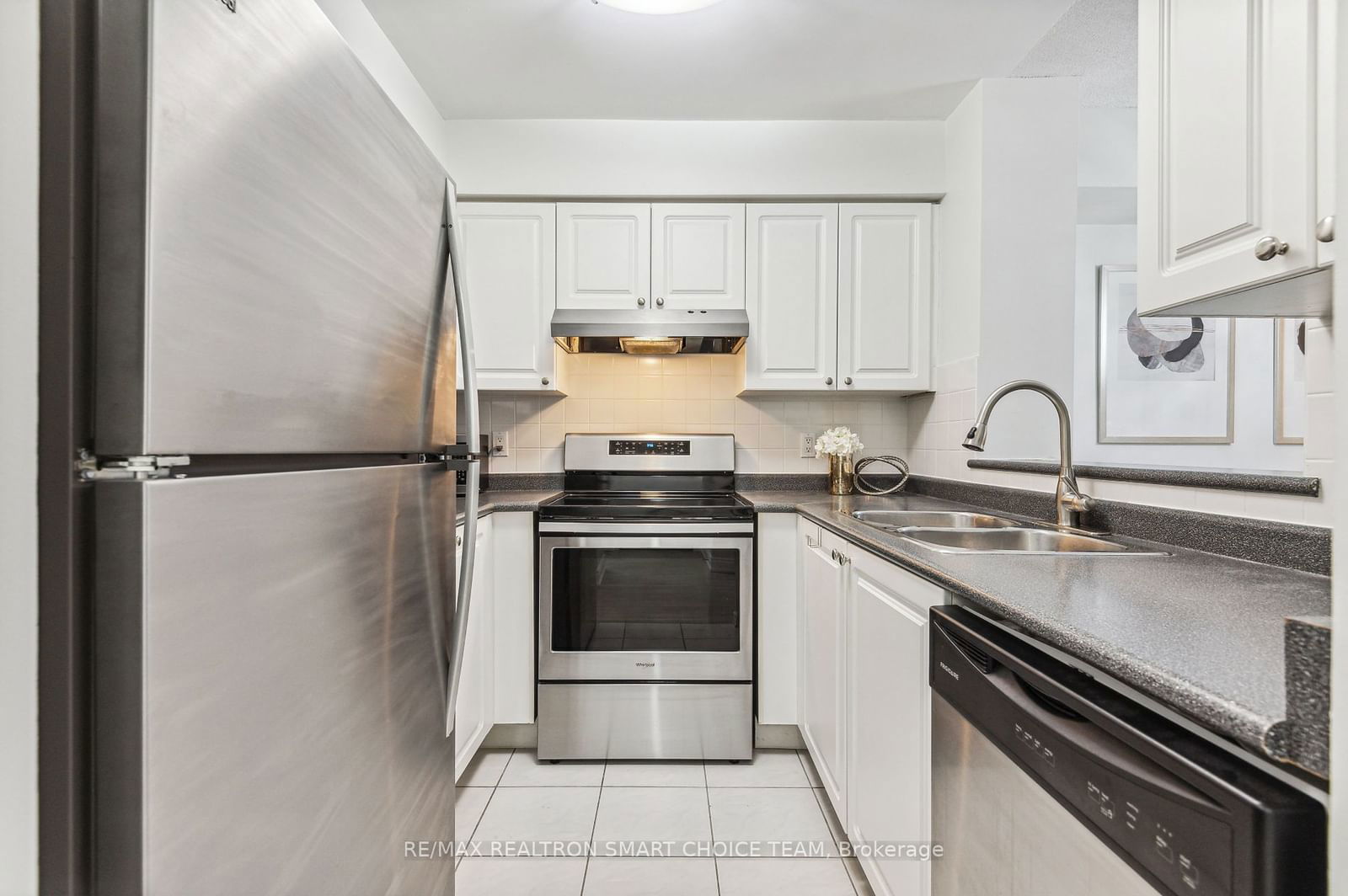 35 Finch Ave E, unit 306 for sale - image #13