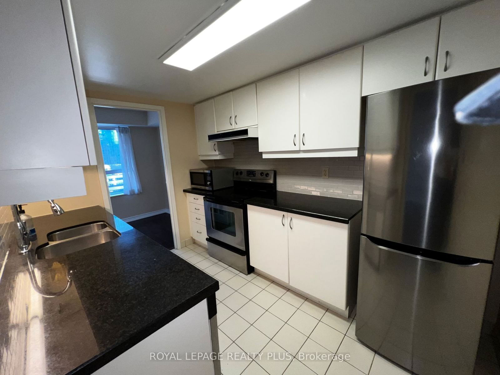 44 Gerrard St W, unit 1601 for sale - image #6