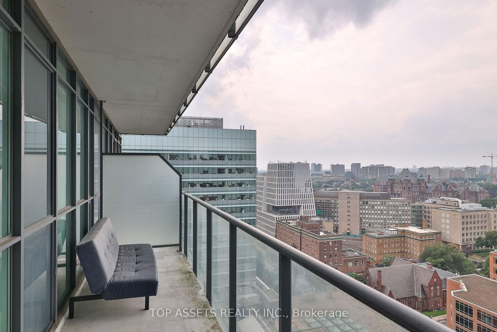 770 Bay St, unit 2112 for rent - image #13