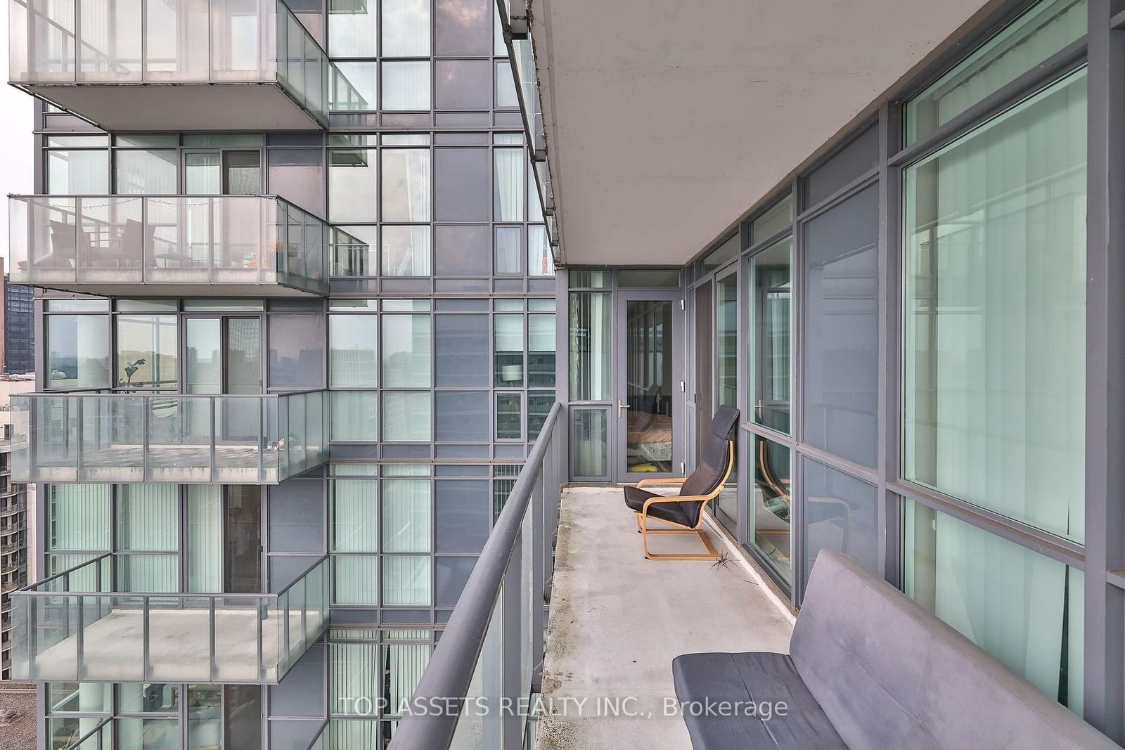 770 Bay St, unit 2112 for rent - image #16