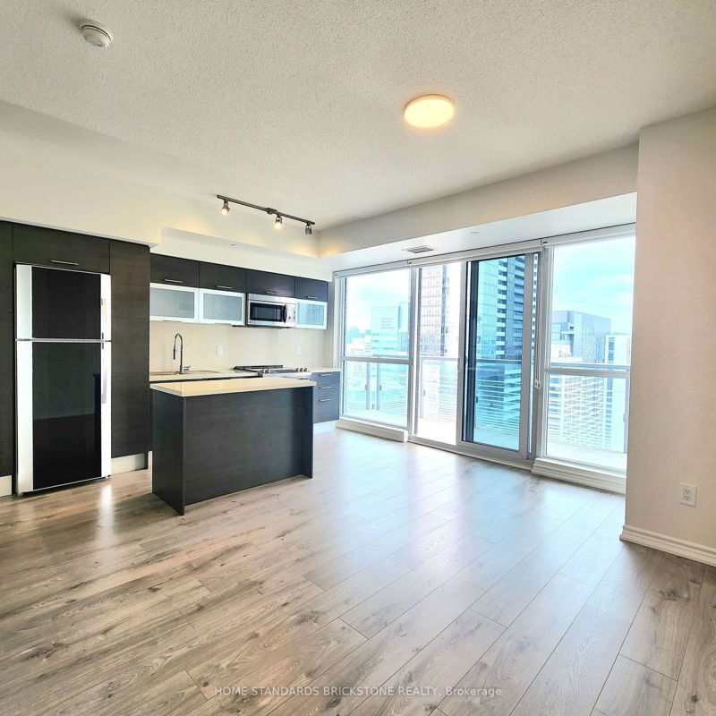 386 Yonge St, unit 2911 for rent - image #1