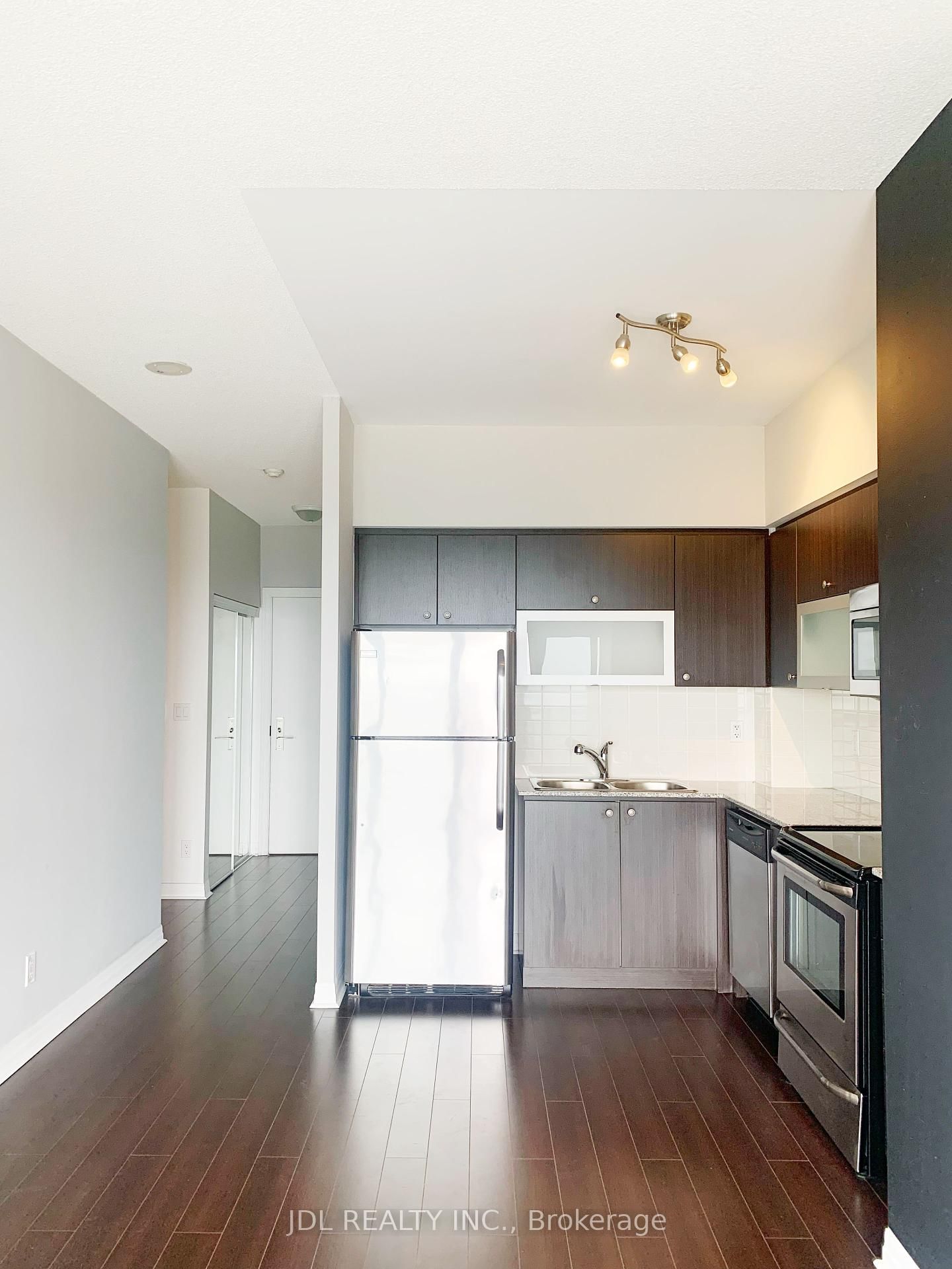 2015 Sheppard Ave E, unit LPH01 for rent - image #12