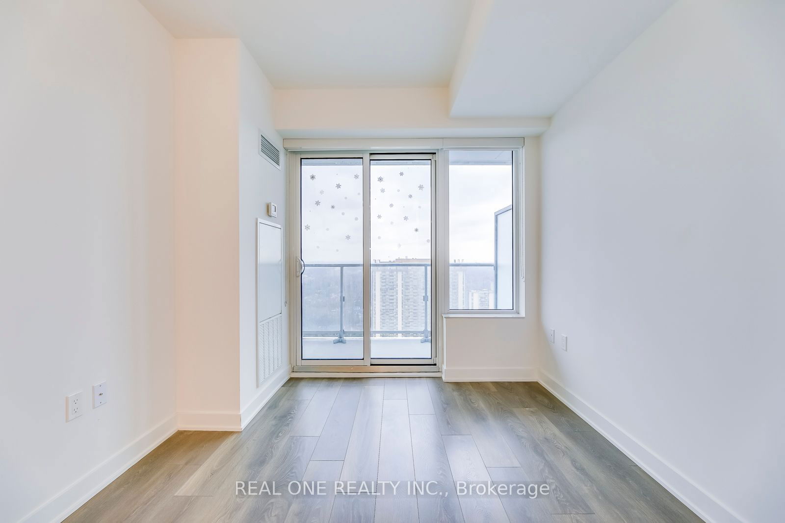 99 Broadway Ave, unit 3001 for rent - image #14