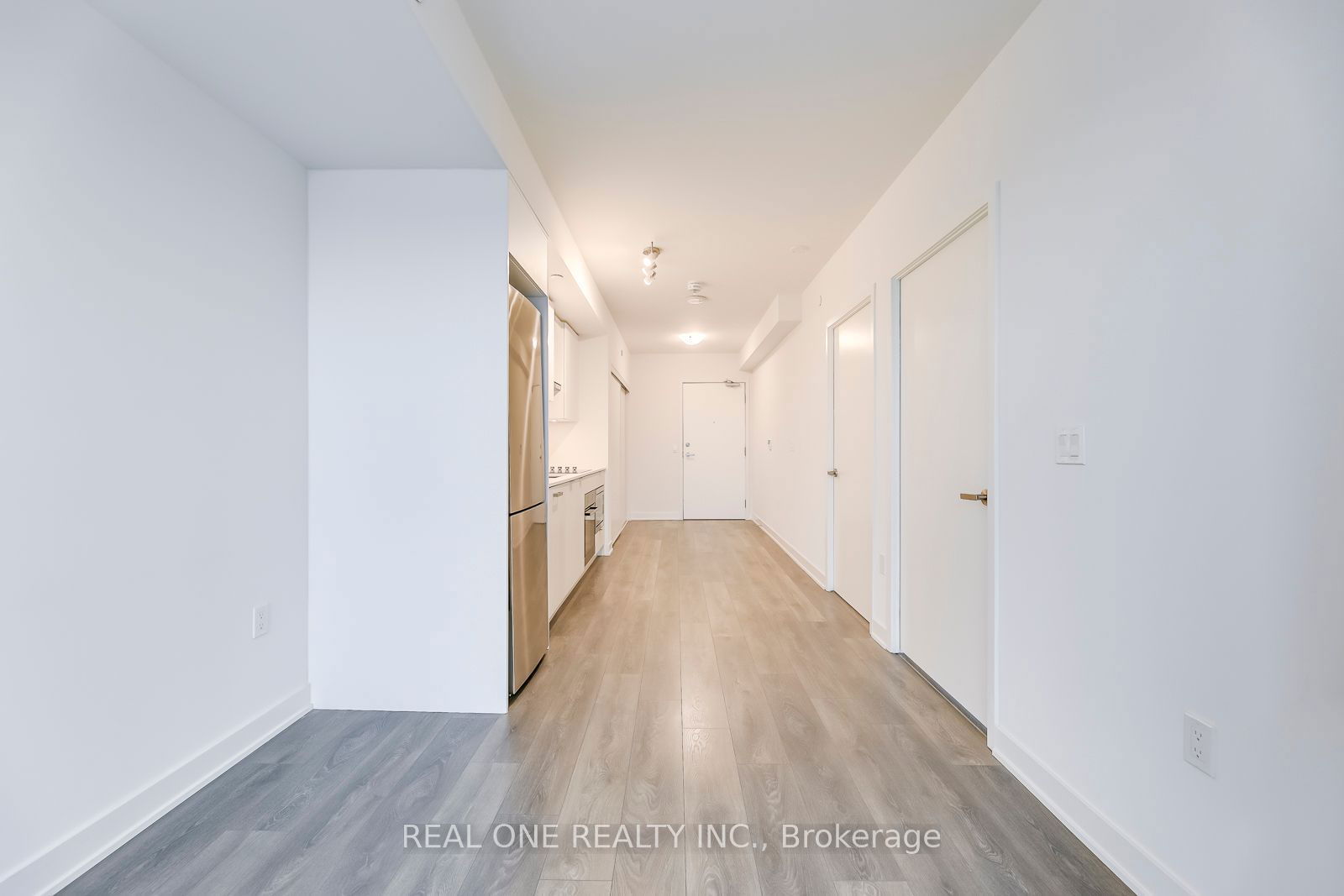 99 Broadway Ave, unit 3001 for rent - image #15