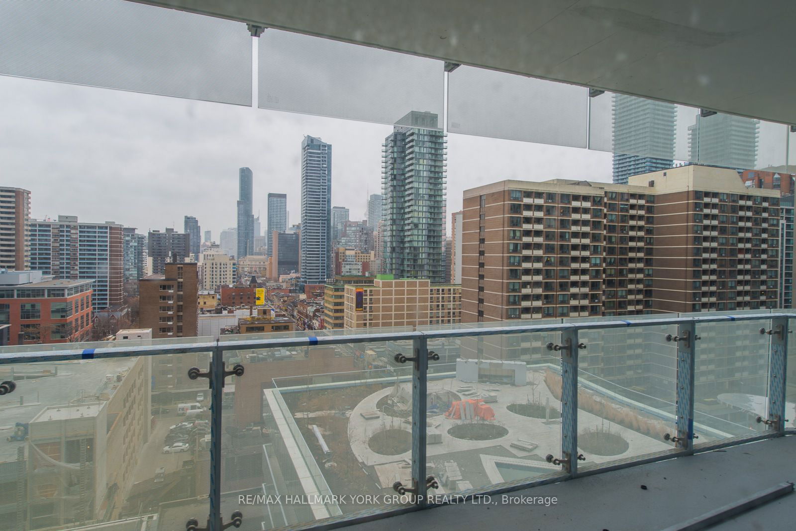 1 Bloor St E, unit 905 for sale - image #14