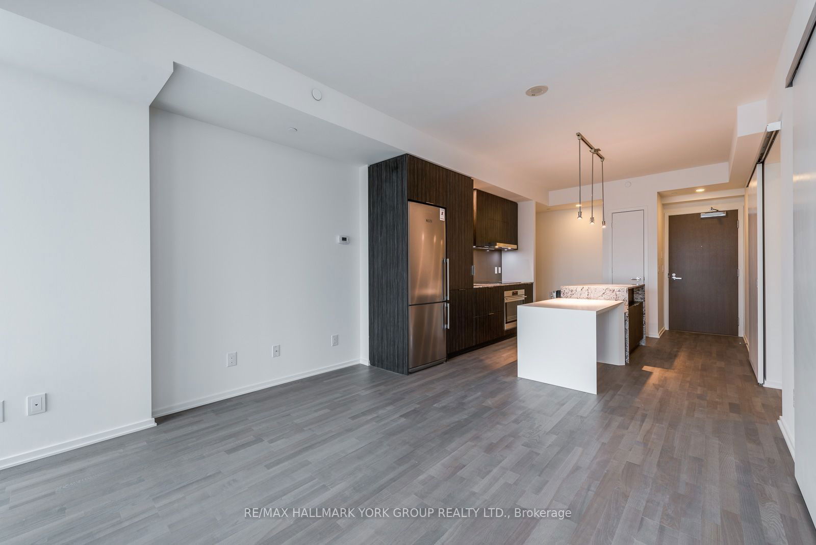 1 Bloor St E, unit 905 for sale - image #7