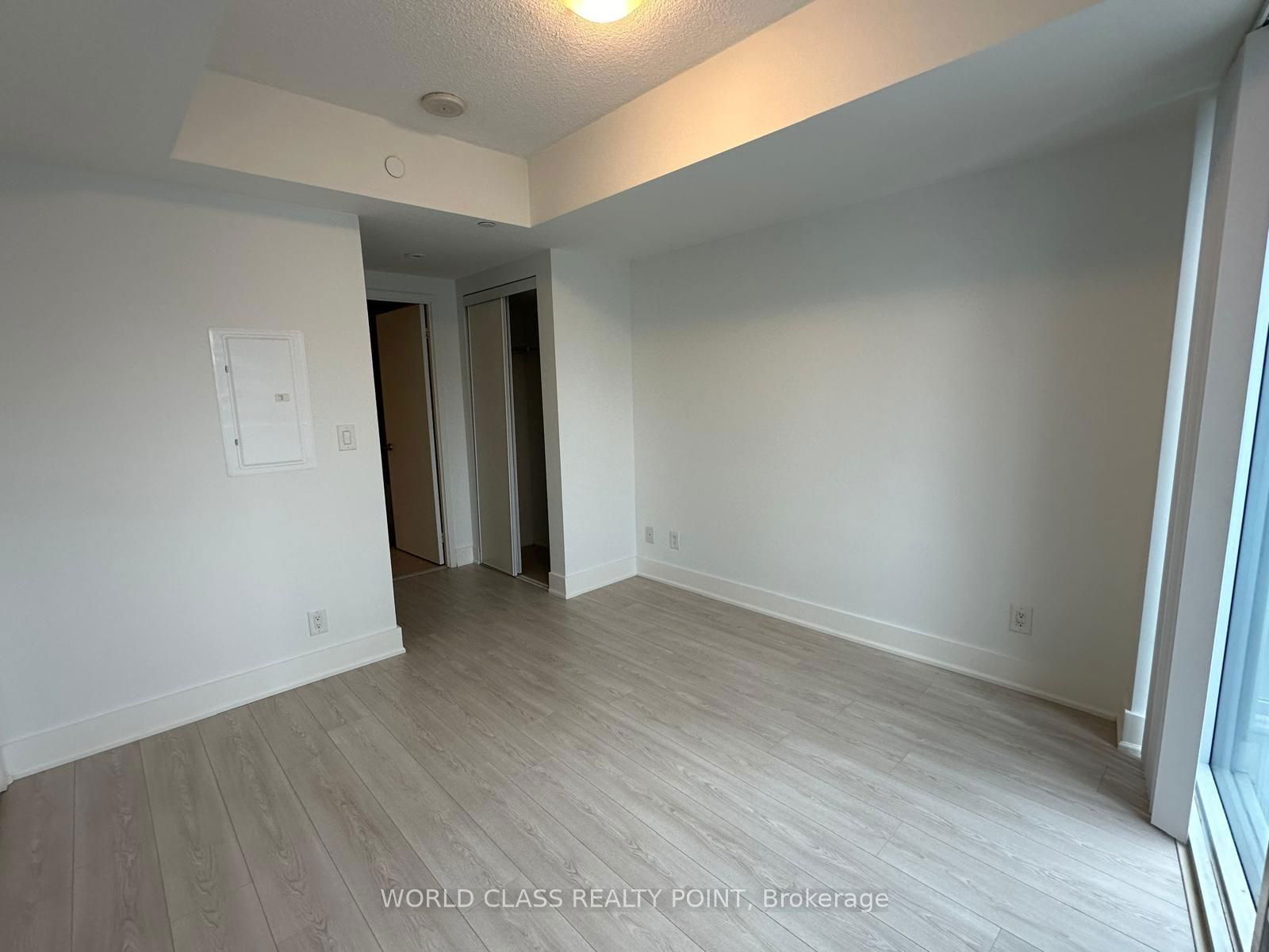 100 Harbour St, unit 3703 for rent - image #5