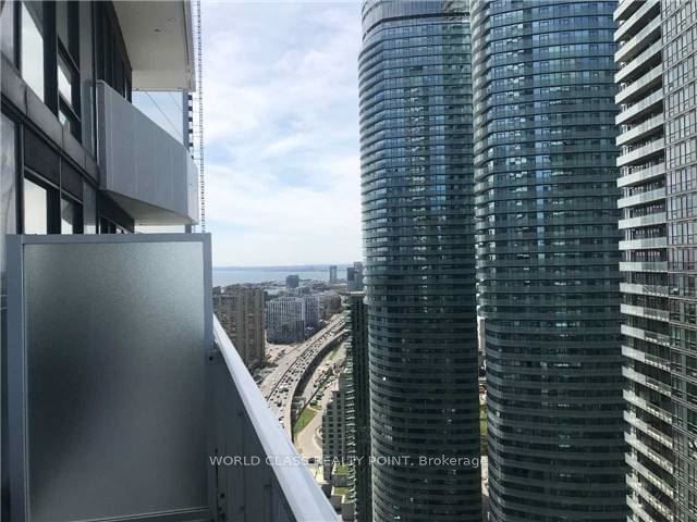 100 Harbour St, unit 3703 for rent - image #8