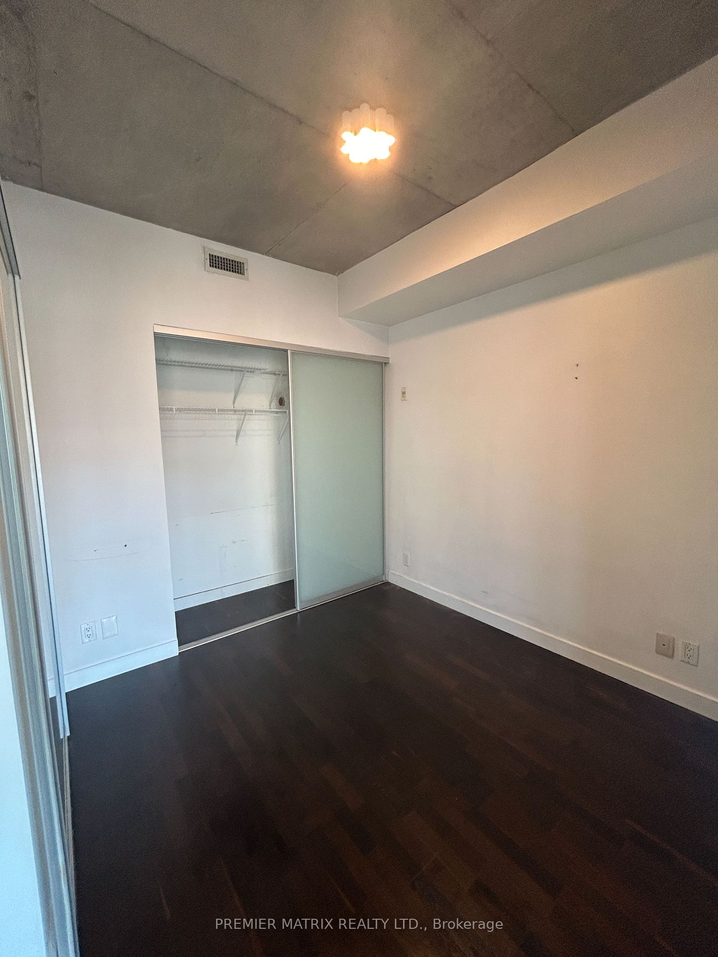 75 Portland St, unit 413 for rent - image #11