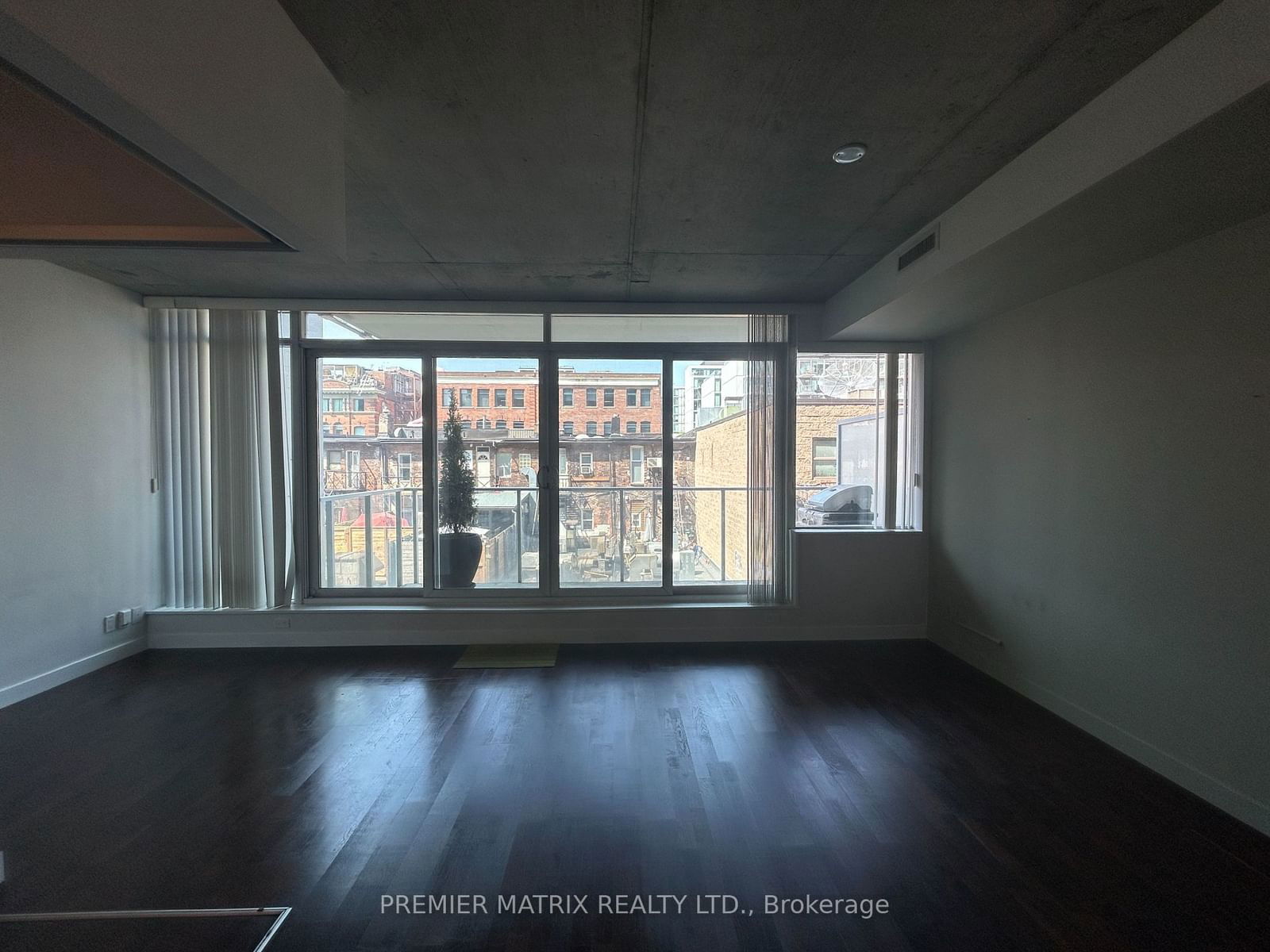 75 Portland St, unit 413 for rent - image #7