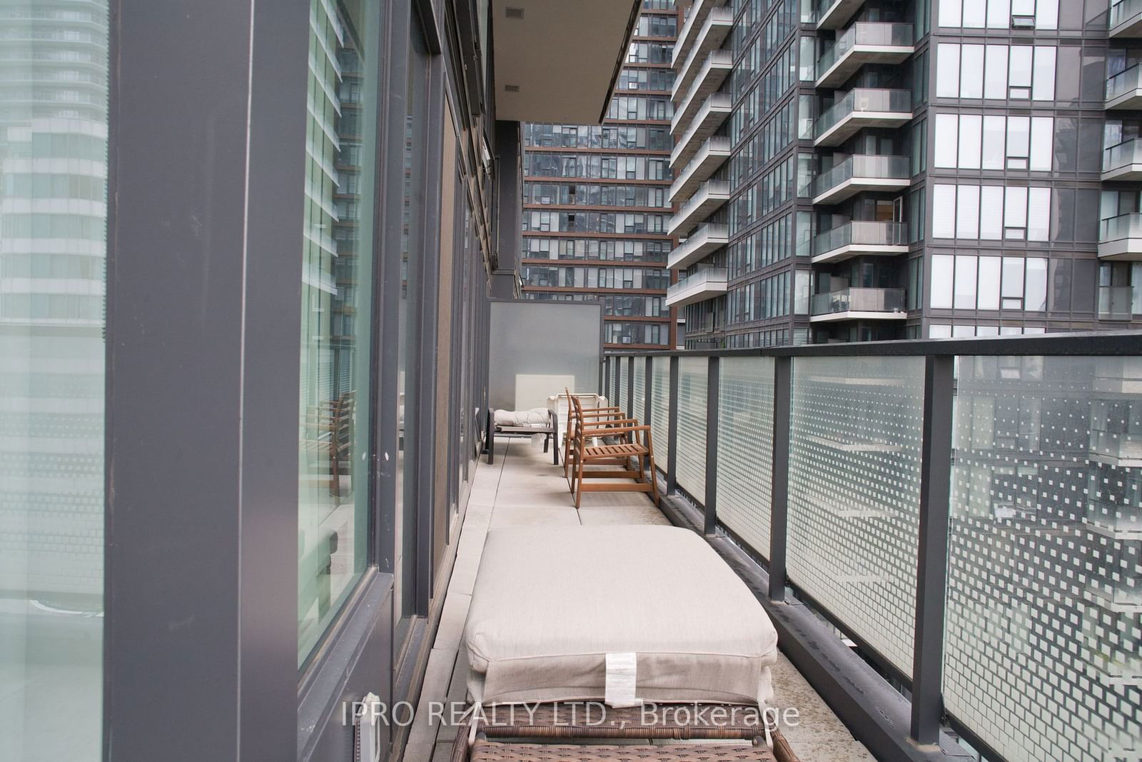 125 Blue Jays Way, unit 1905 for sale - image #25