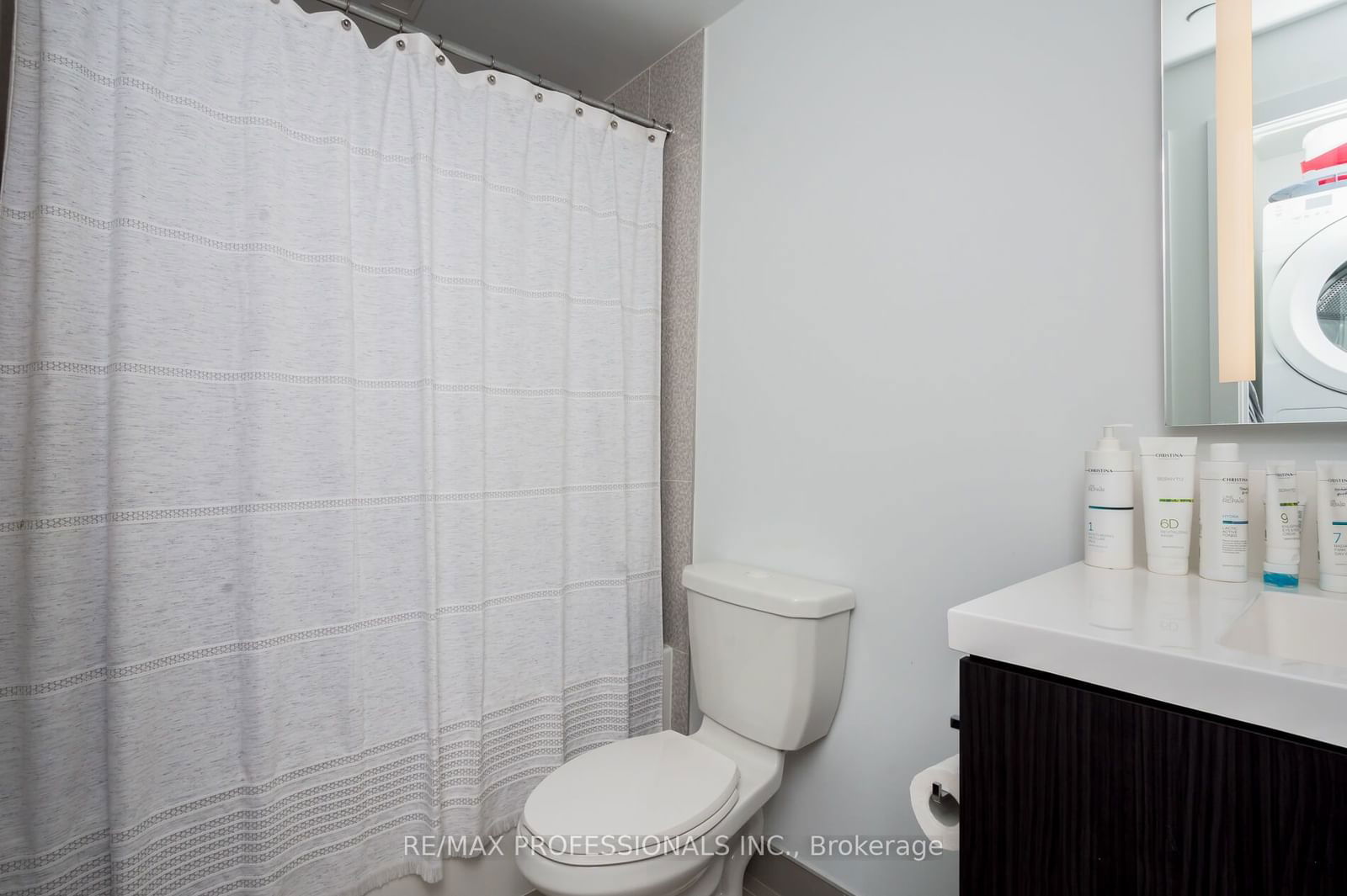 50 McCaul St, unit 1010 for sale - image #23