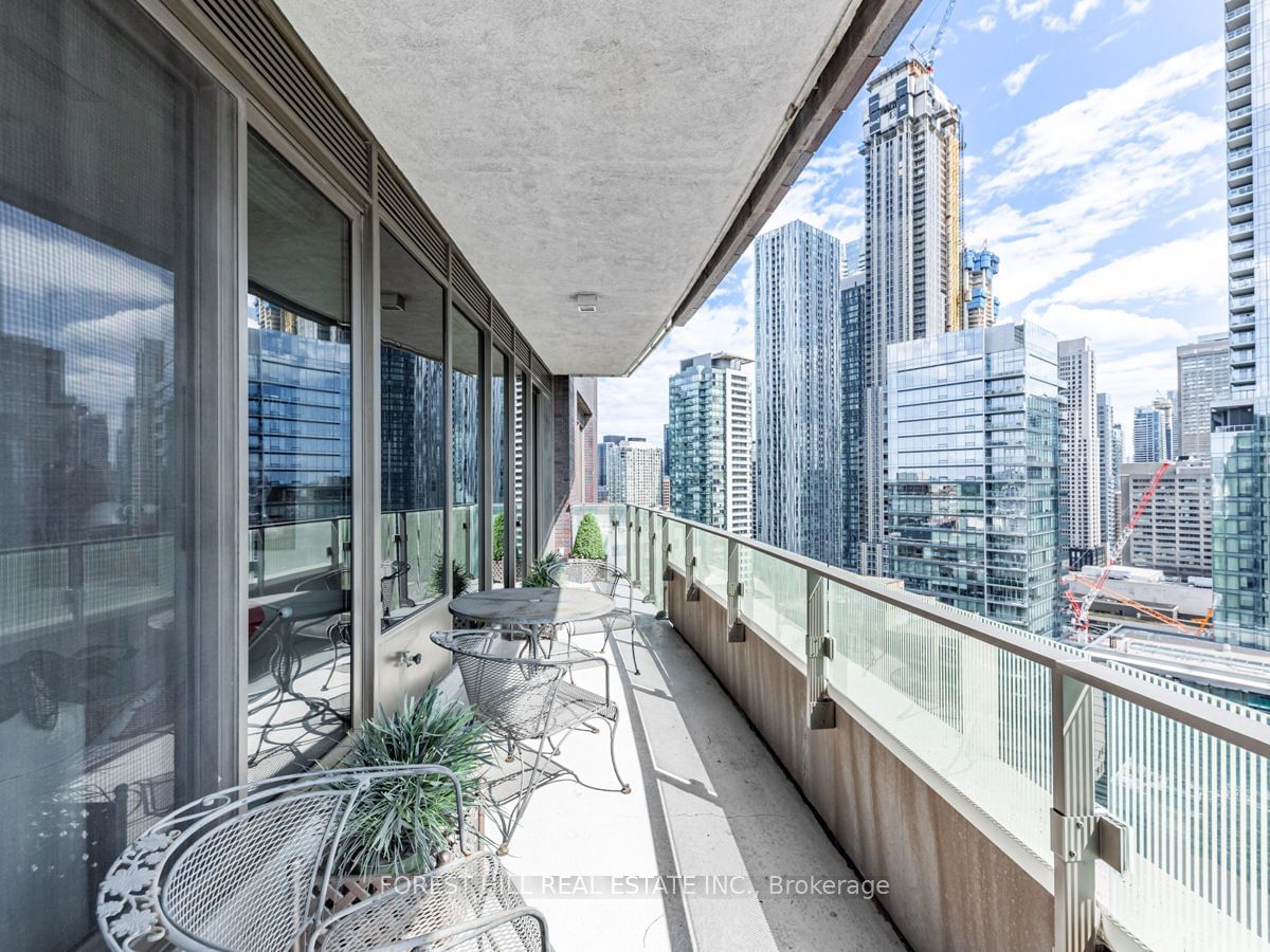 88 Davenport Ave, unit 2101 for sale