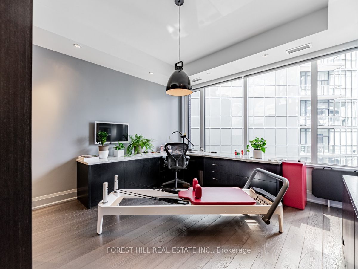 88 Davenport Ave, unit 2101 for sale