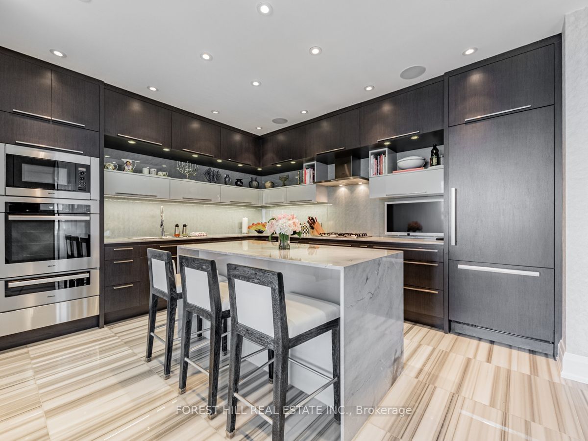 88 Davenport Ave, unit 2101 for sale