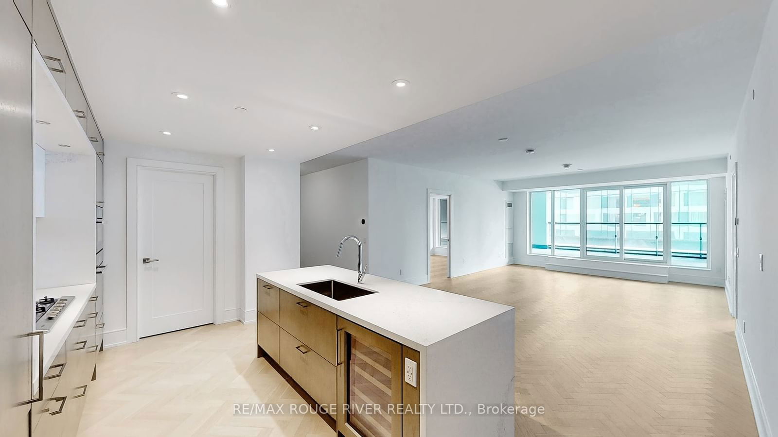 455 Wellington St W, unit 806 for sale - image #11