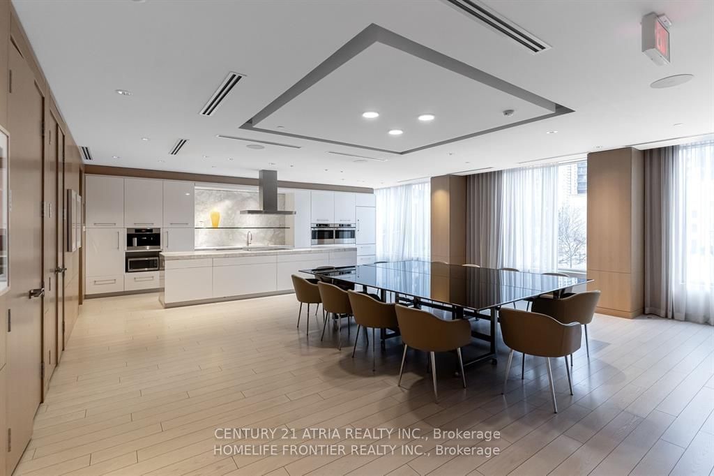 120 Harrison Garden Blvd, unit 109 for sale - image #19