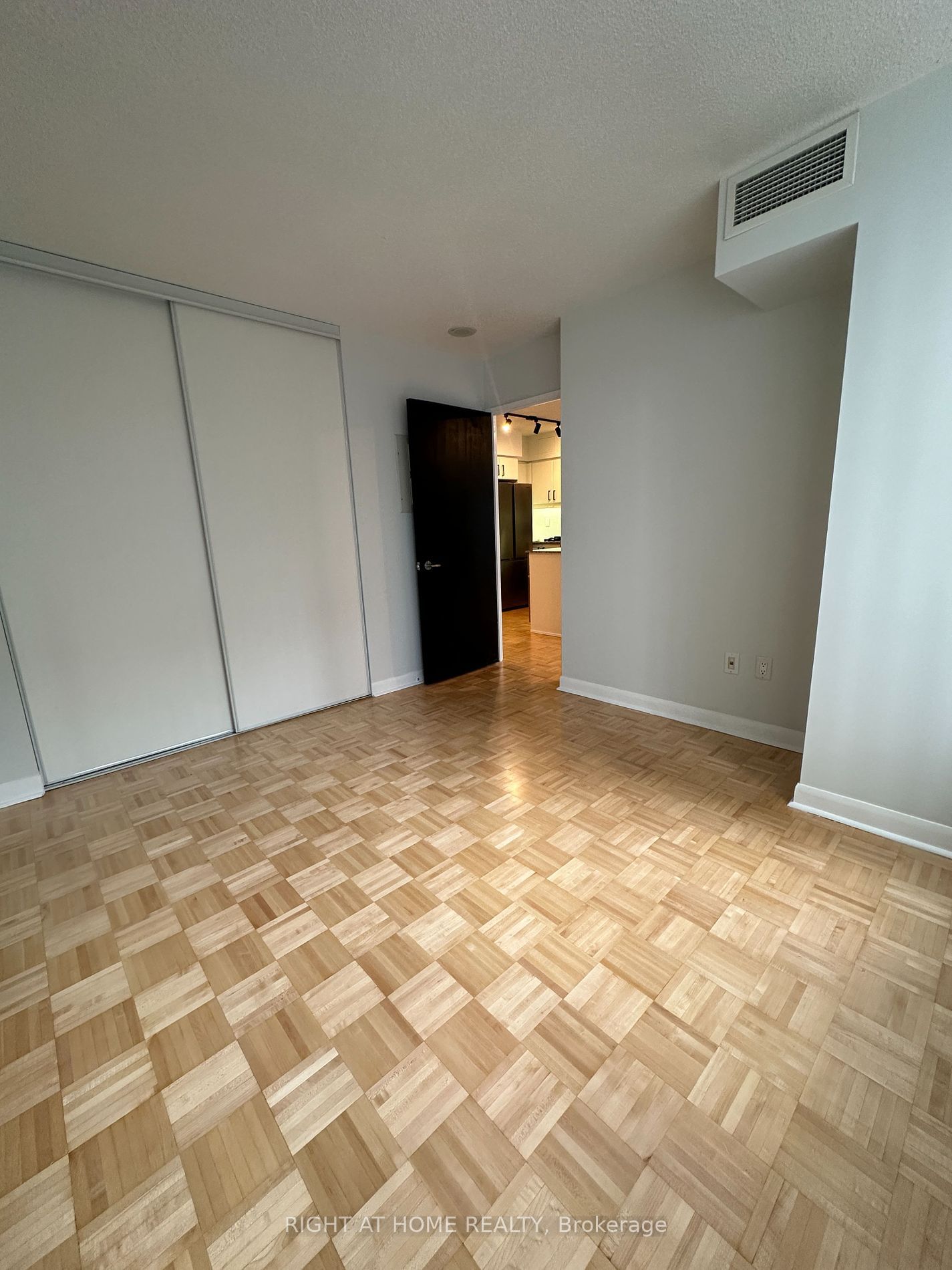 33 Sheppard Ave E, unit 1205 for sale - image #8