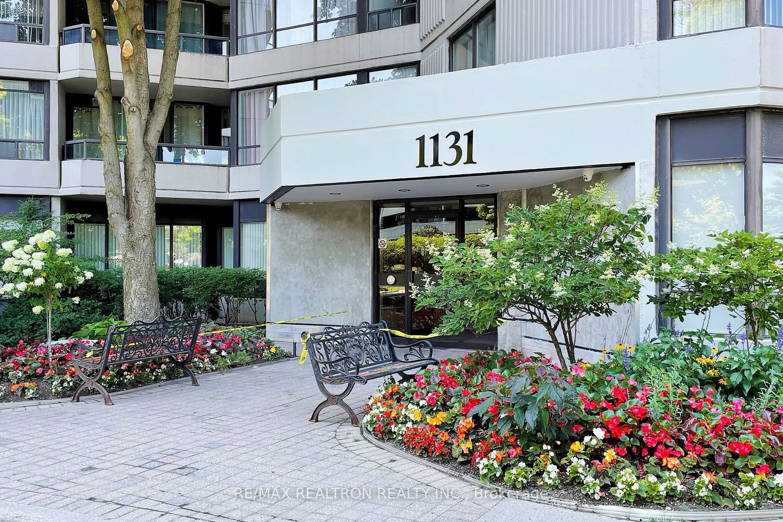 1131 Steeles Ave W, unit 407 for rent