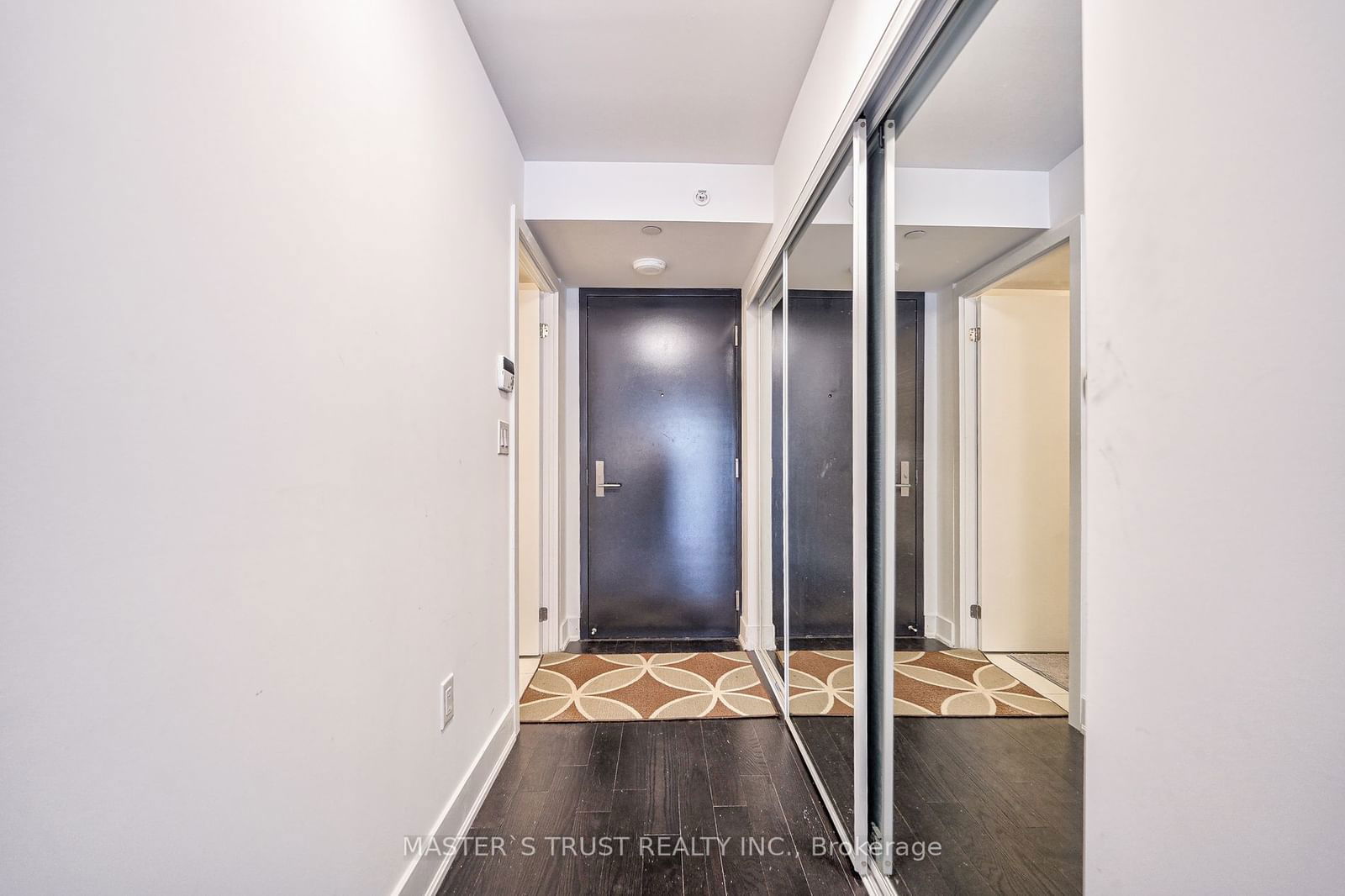 955 Bay St, unit 2301 for rent - image #4