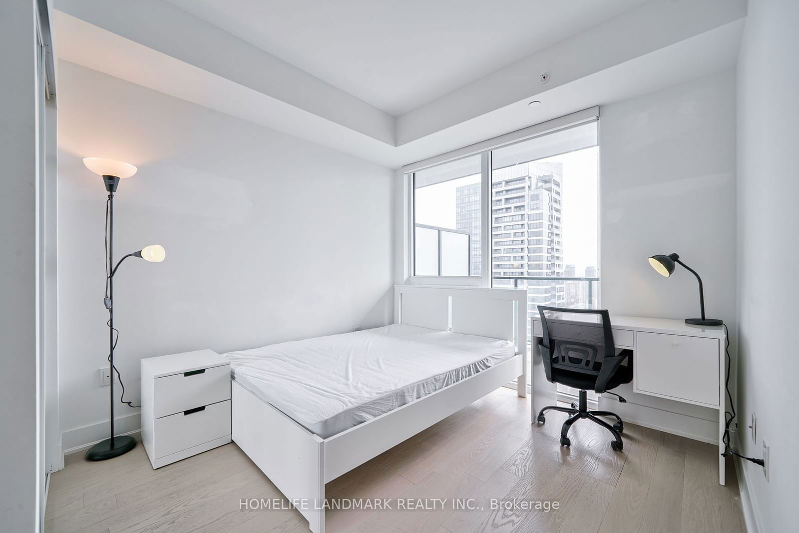 955 Bay St, unit 3801 for rent - image #17