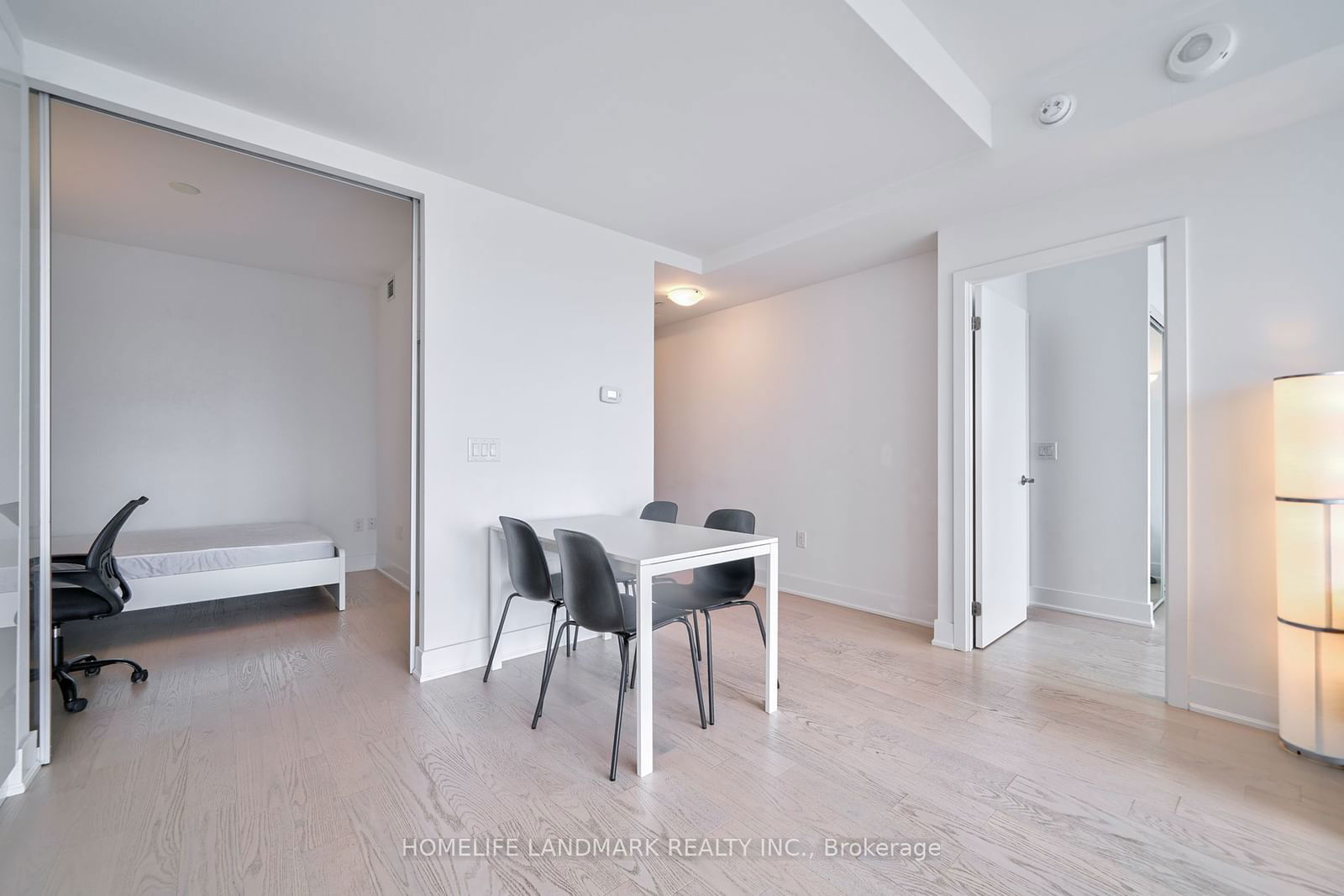 955 Bay St, unit 3801 for rent - image #7