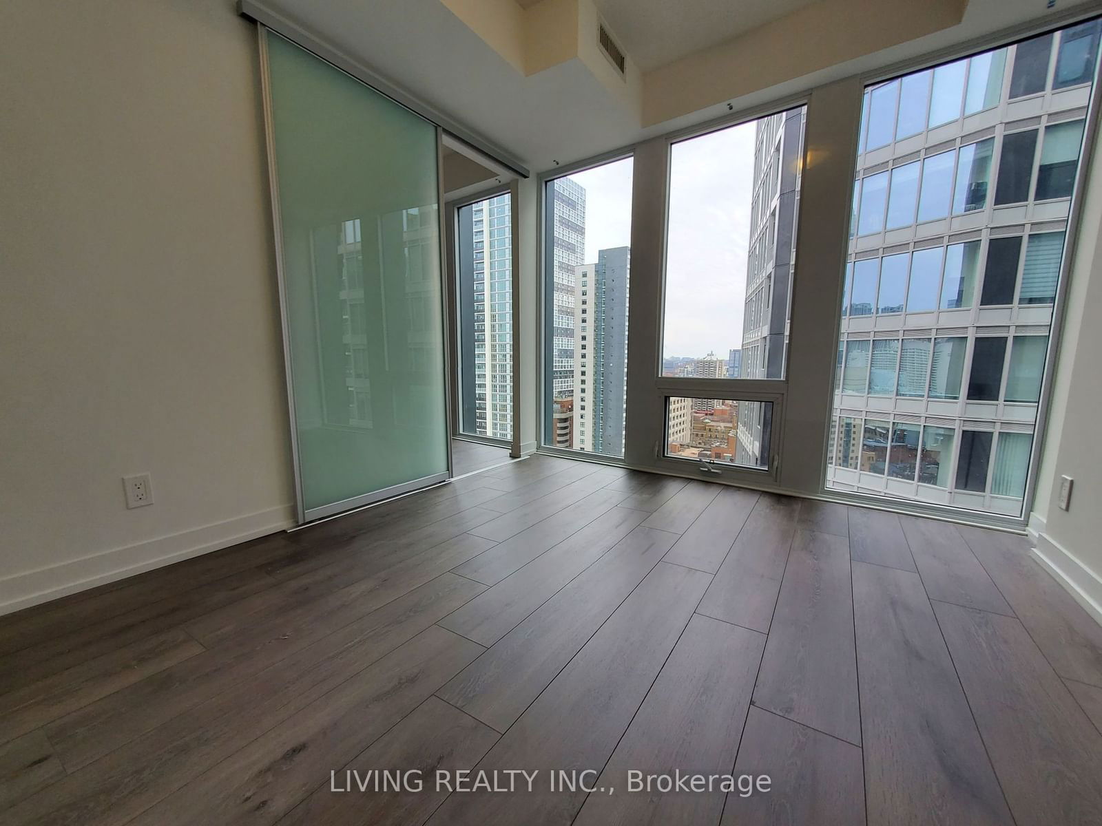 60 Shuter St, unit 2612 for rent - image #10