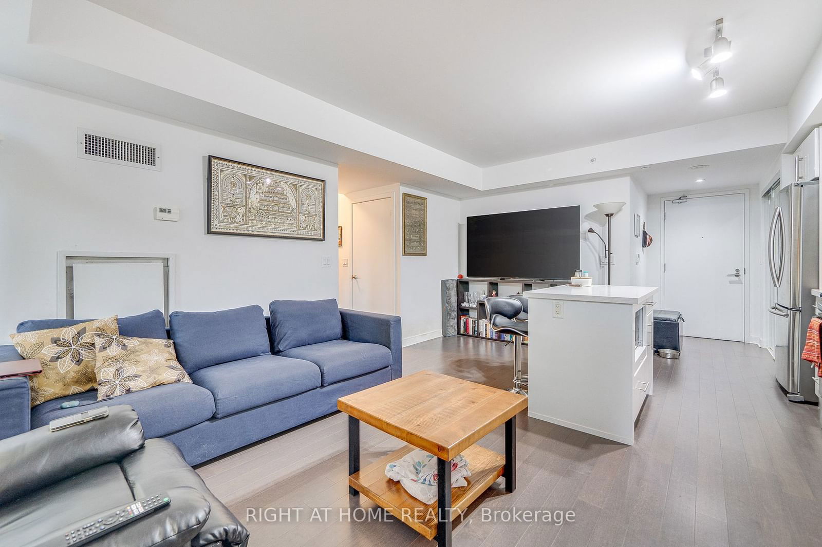 58 Orchard View Blvd, unit 1707 for sale - image #12