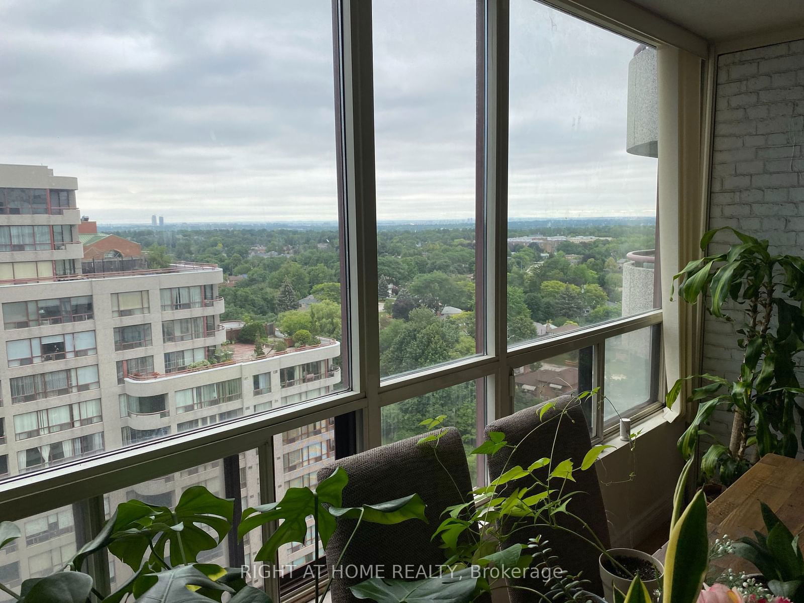 5765 Yonge St, unit 1504 for rent - image #12