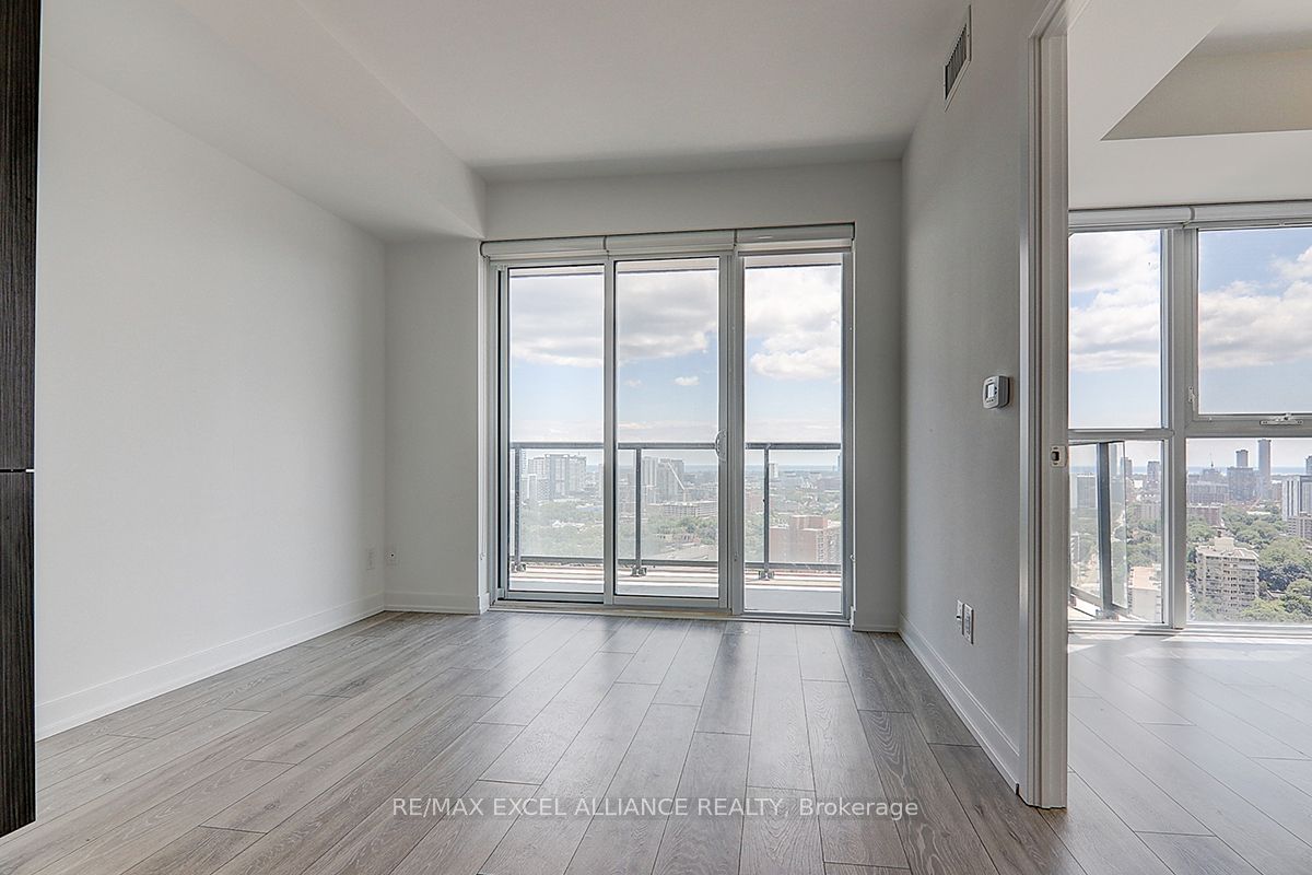 159 Wellesley St E, unit 1906 for sale - image #3