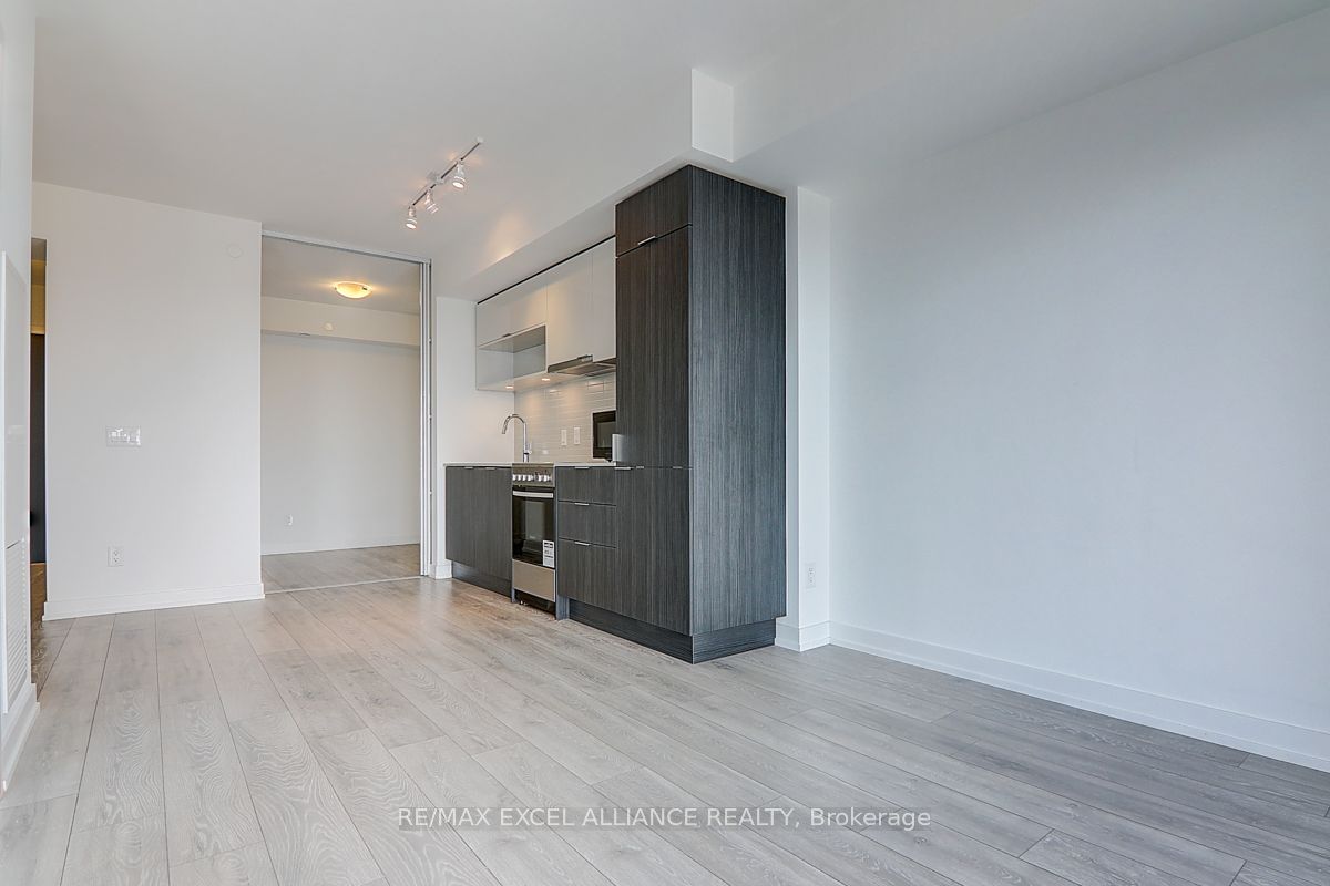 159 Wellesley St E, unit 1906 for sale - image #6