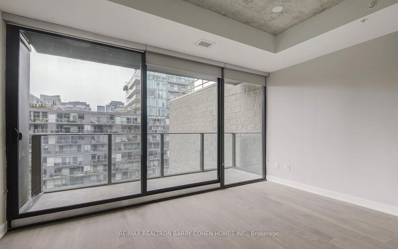 629 King St W, unit 716 for sale - image #1