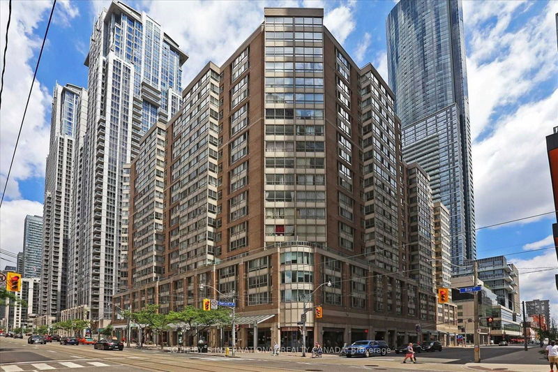 717 Bay St, unit 1408 for rent - image #1