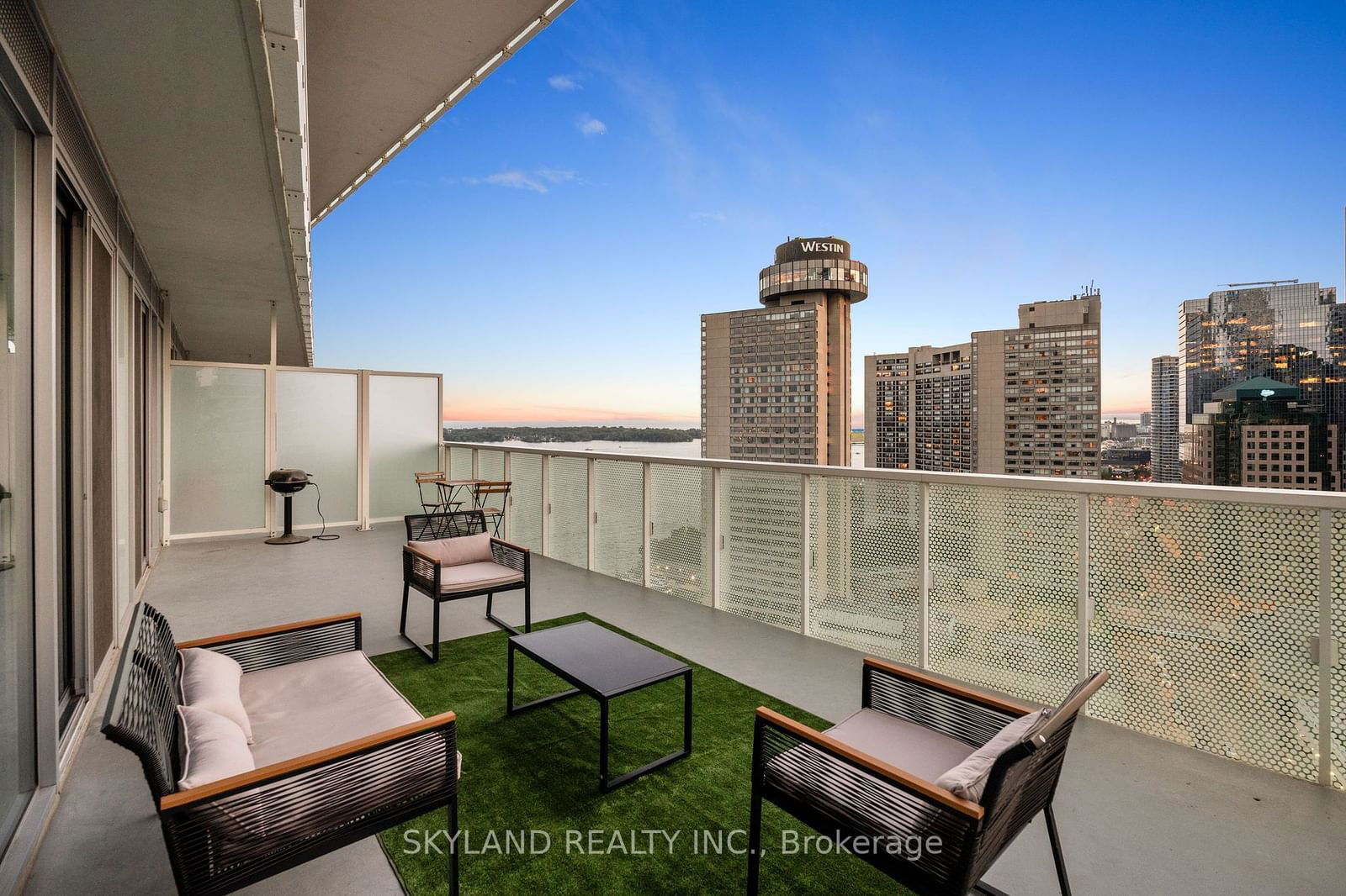 15 Queens Quay E, unit 2307 for rent - image #1