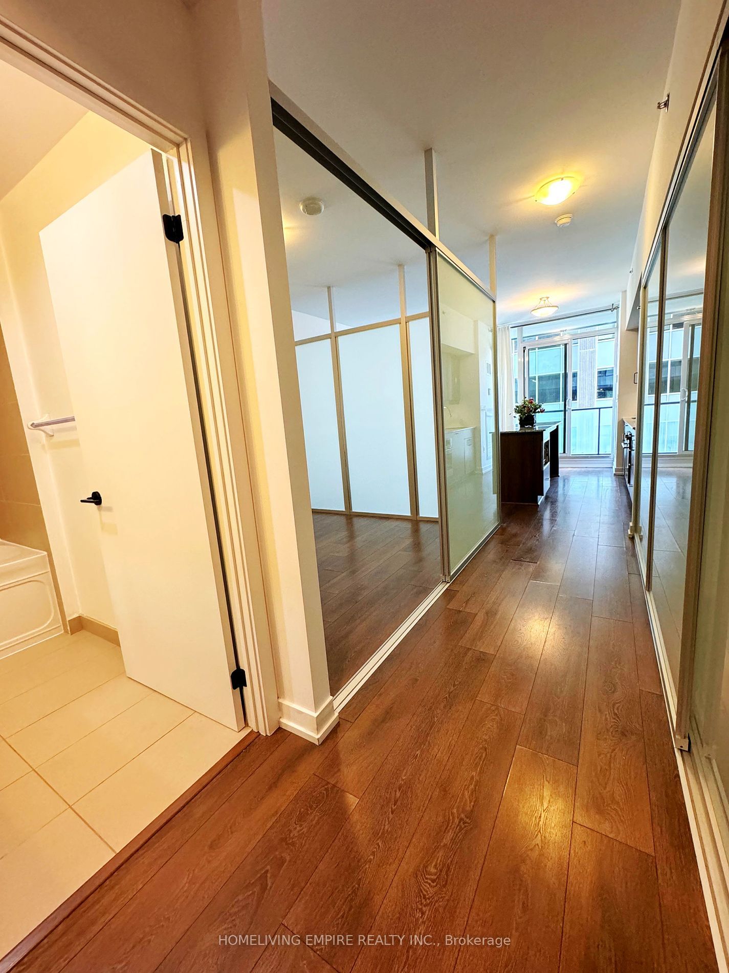 426 University Ave, unit 2706 for sale - image #5