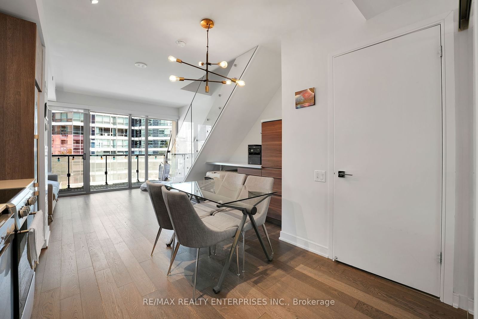 57 St Joseph St, unit 523 for sale - image #4